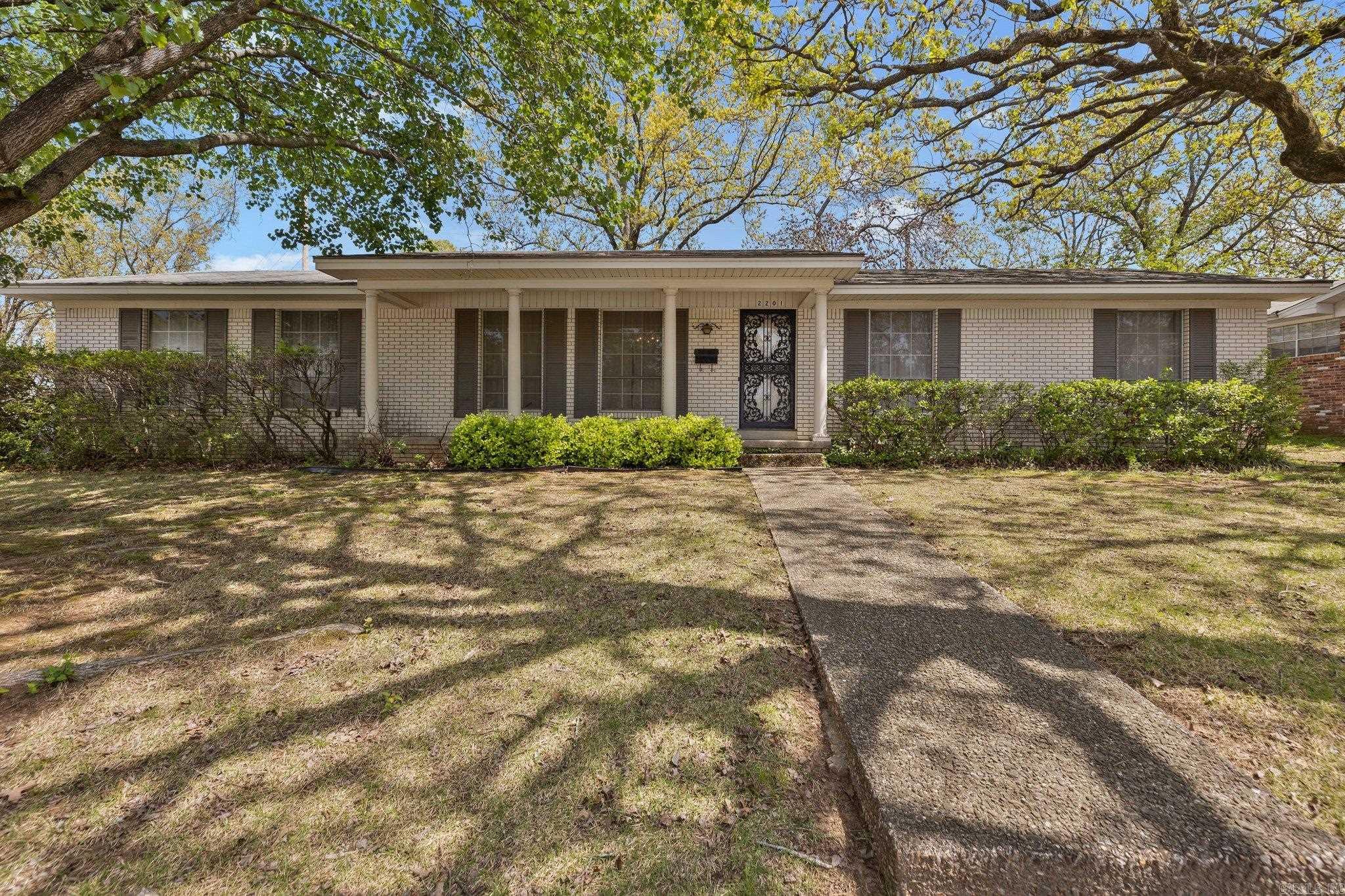 INDIAN HILLS - Residential