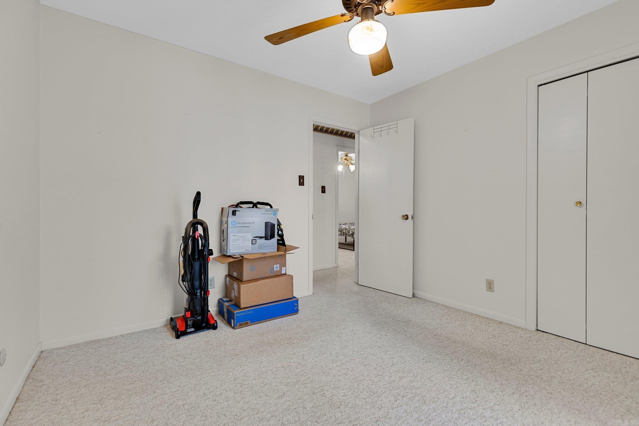 INDIAN HILLS - Residential