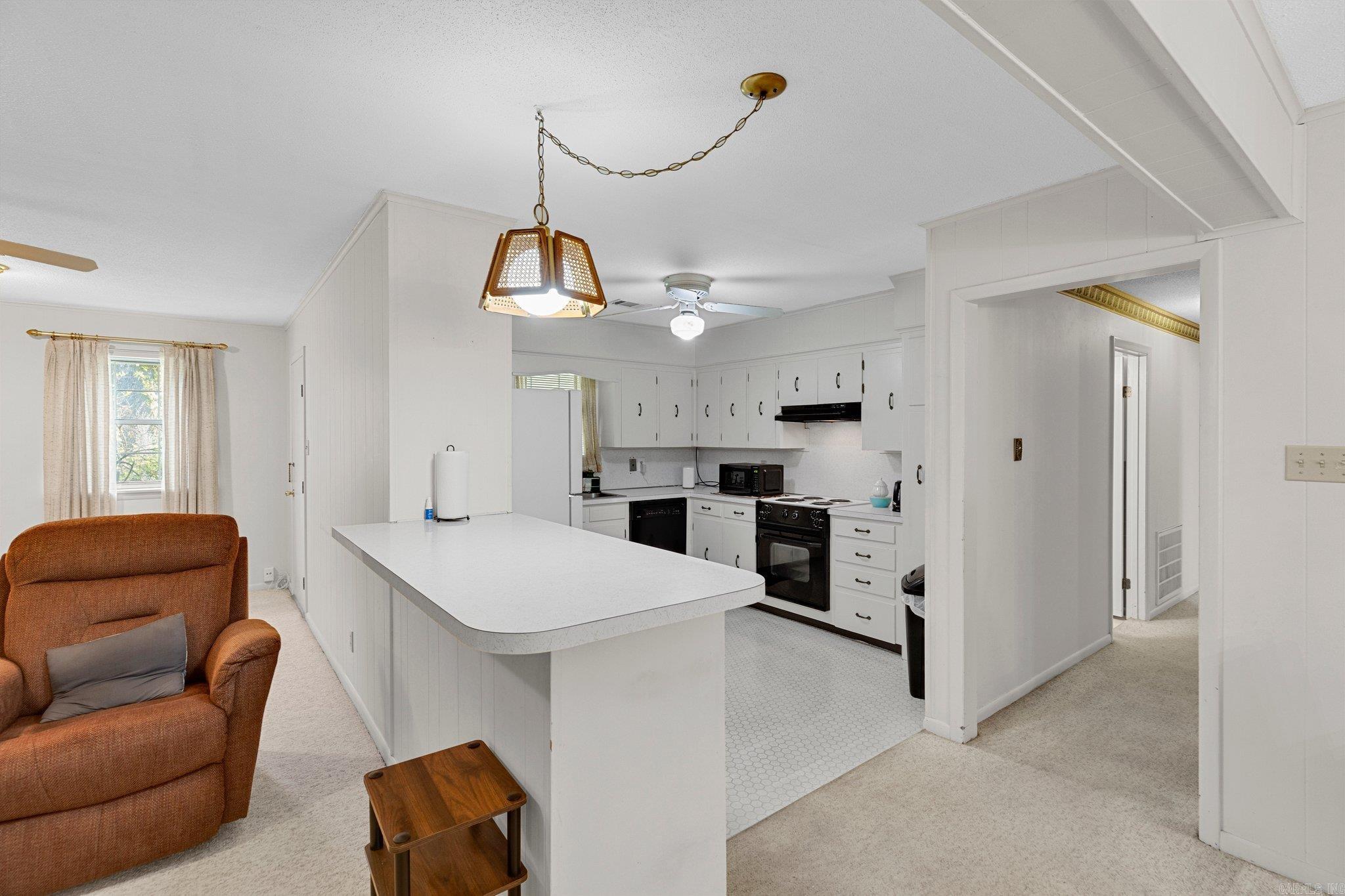 INDIAN HILLS - Residential