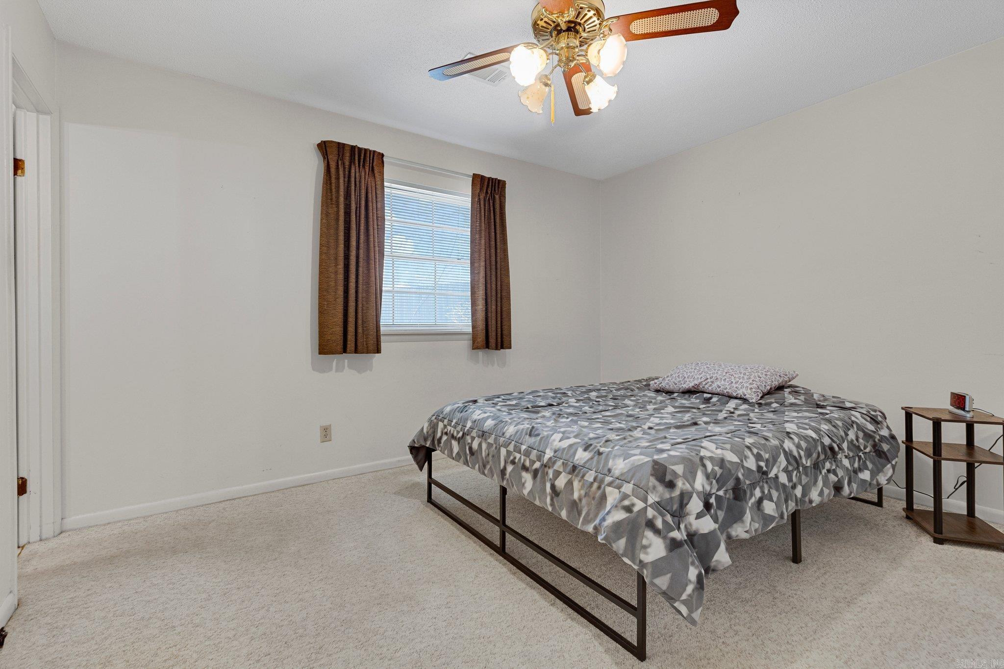 INDIAN HILLS - Residential