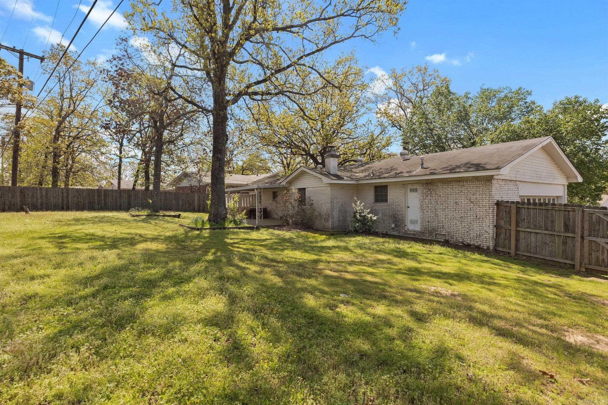 INDIAN HILLS - Residential