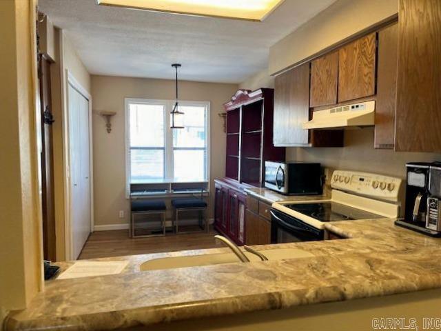 La Coruna Courts - Residential