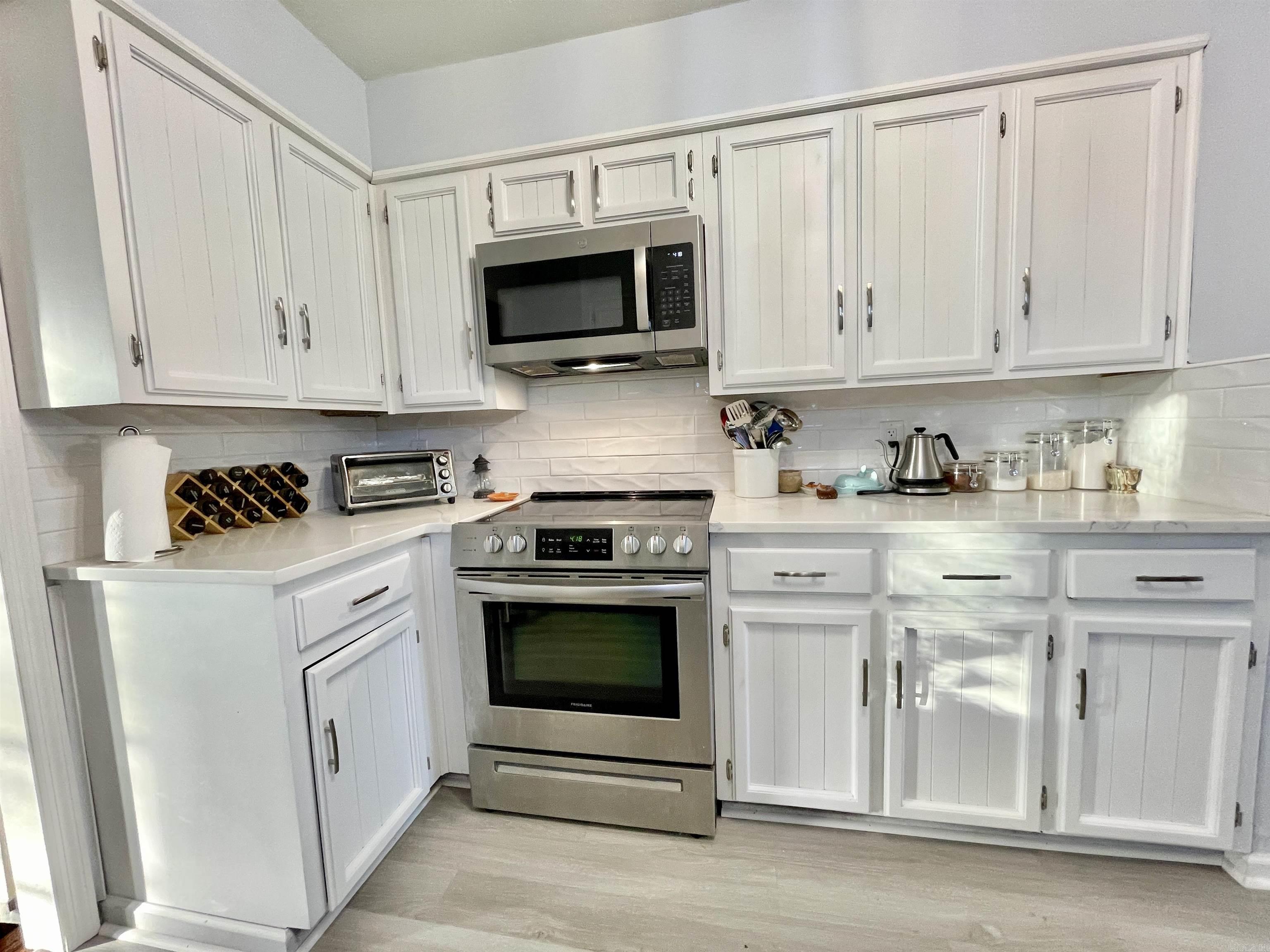 LEISUREWOOD ADDN TO MAUMELLE NEW - Residential