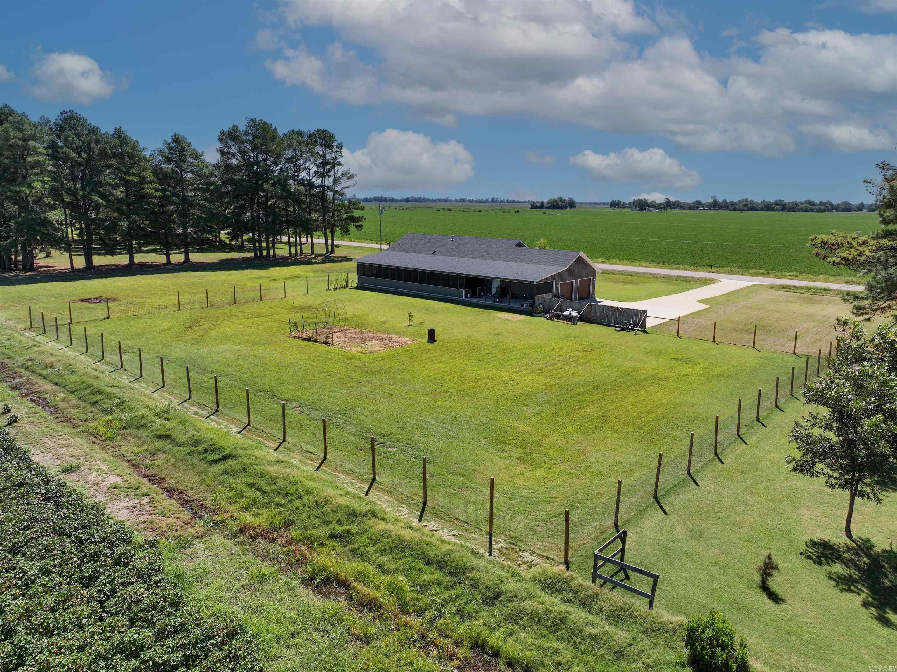 Metes & Bounds - Residential