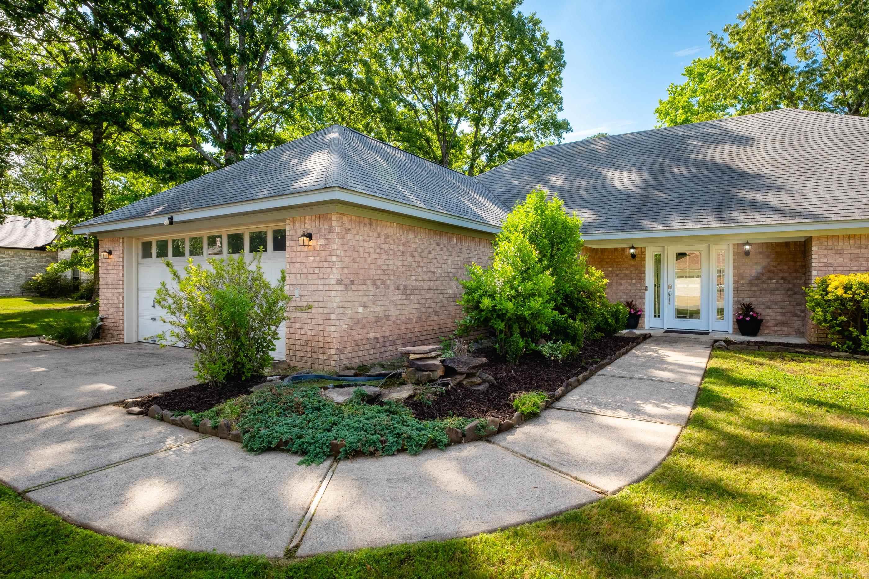 EDGEWATER ADDN - Residential