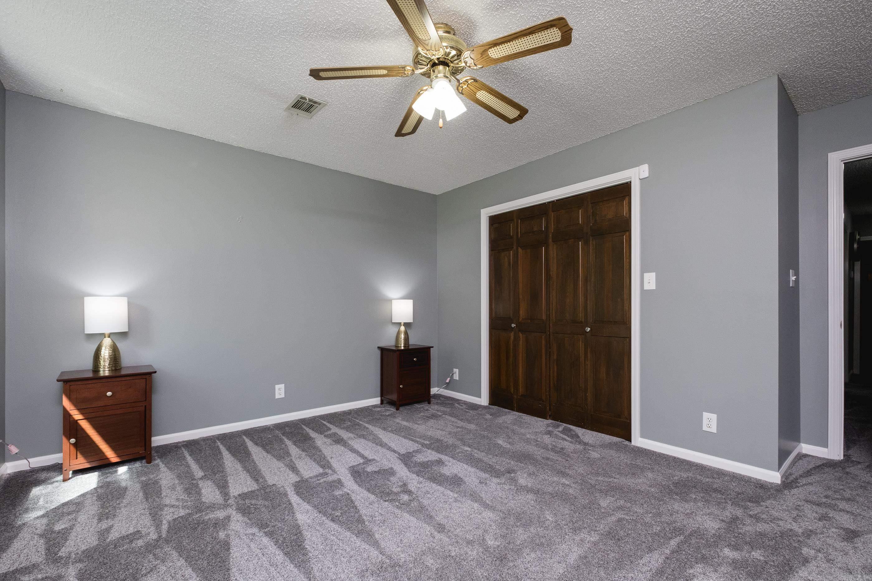 EDGEWATER ADDN - Residential