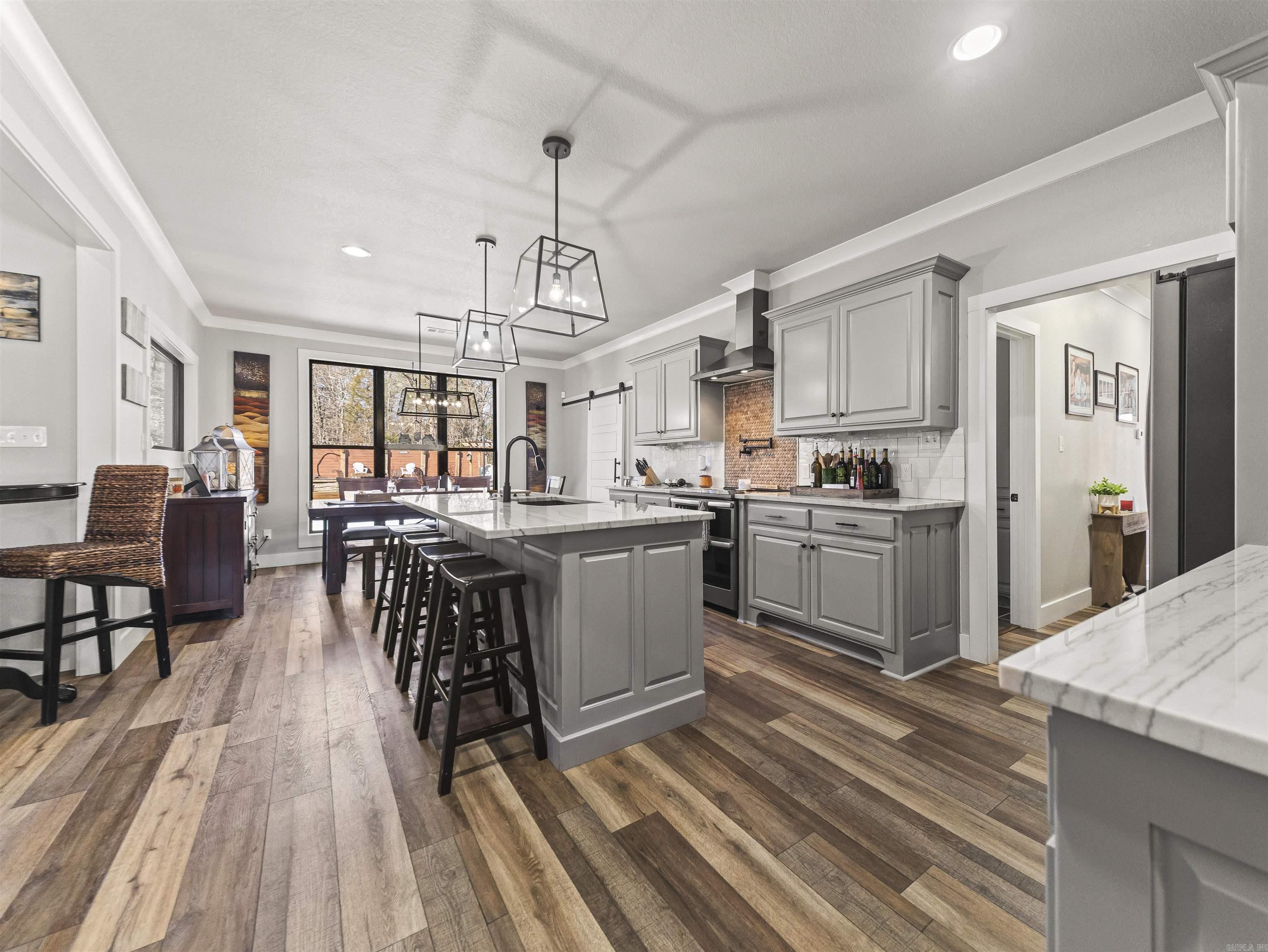 Lake Hamilton-Outside - Residential