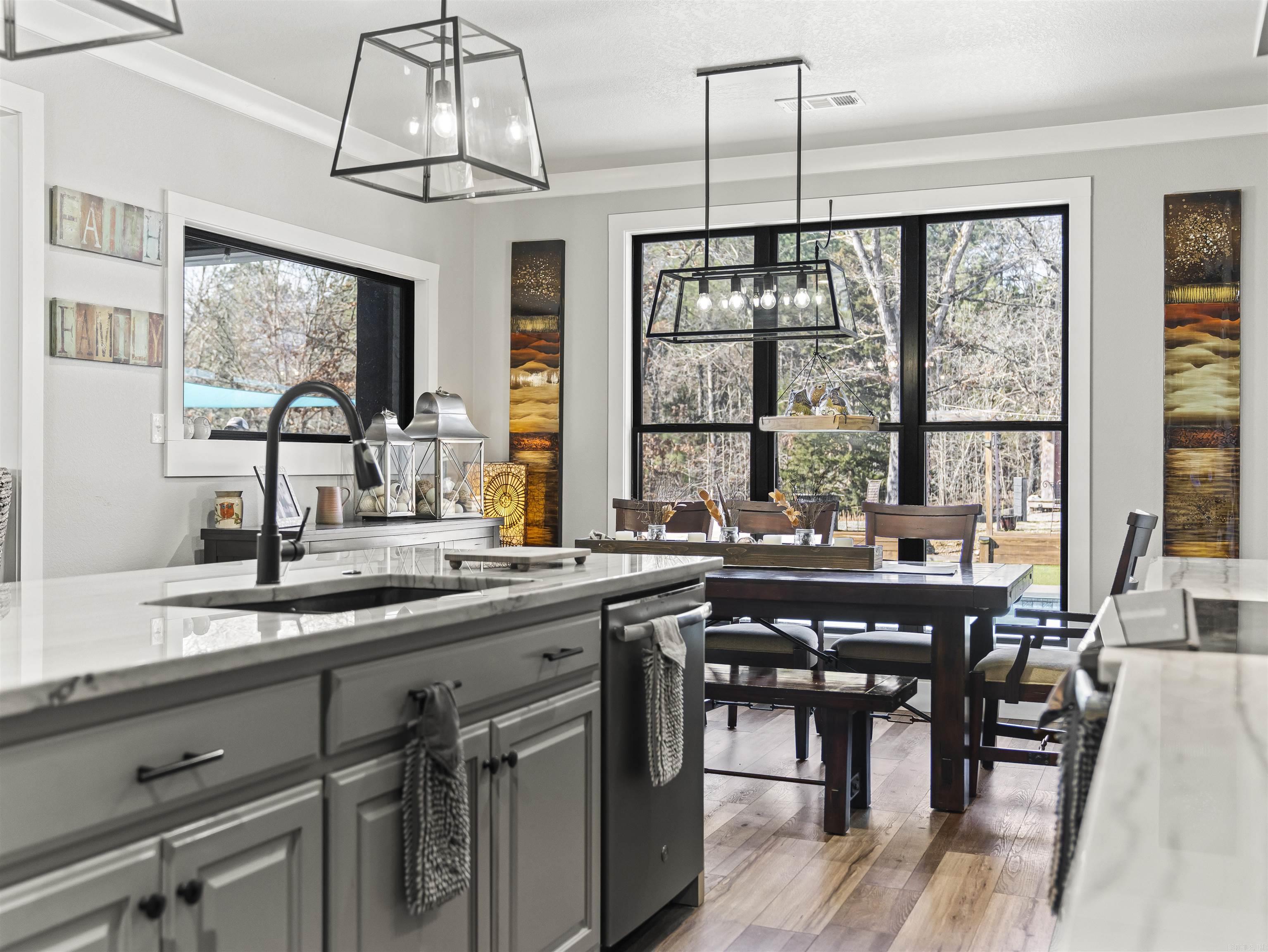 Lake Hamilton-Outside - Residential