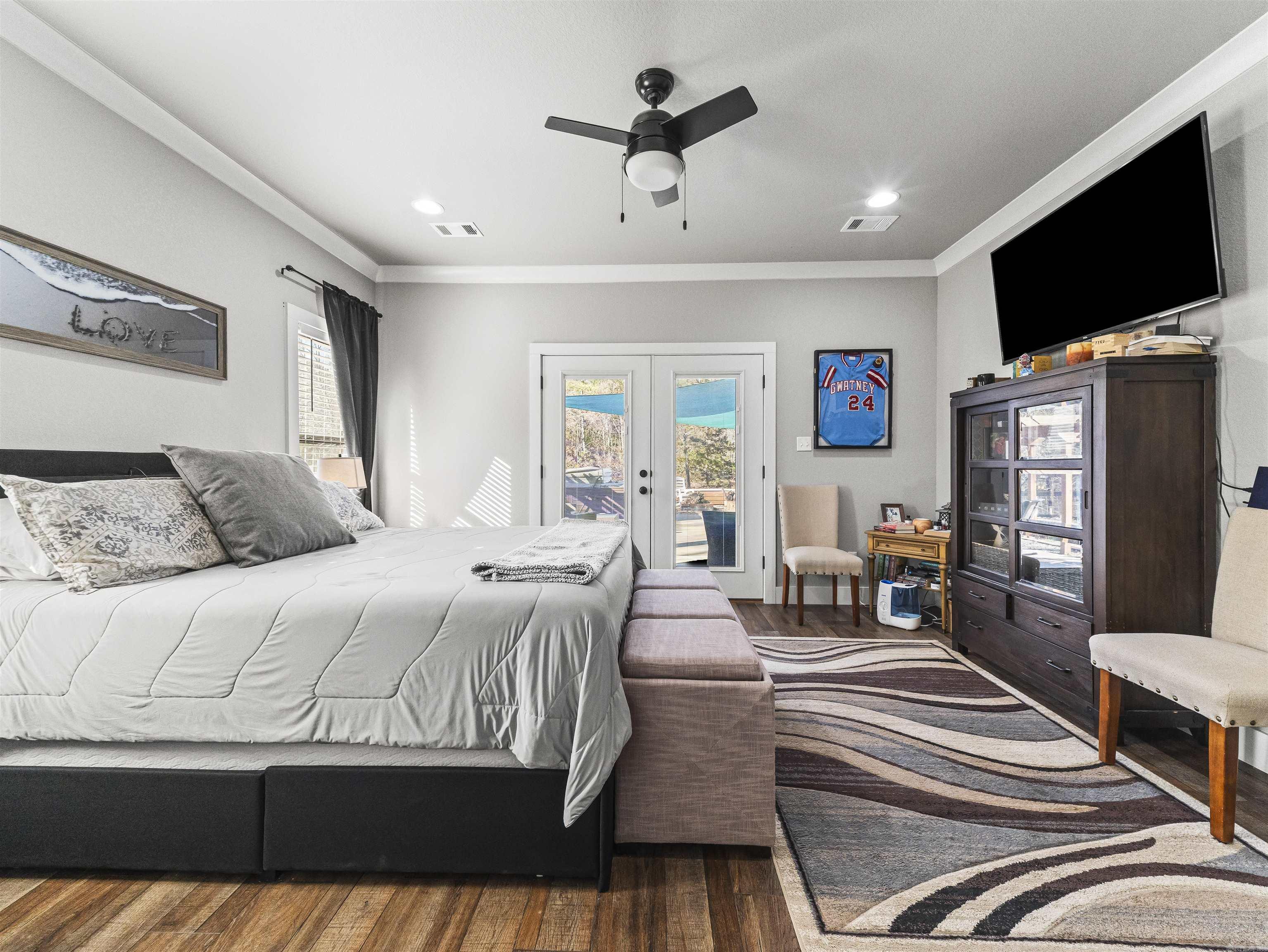 Lake Hamilton-Outside - Residential