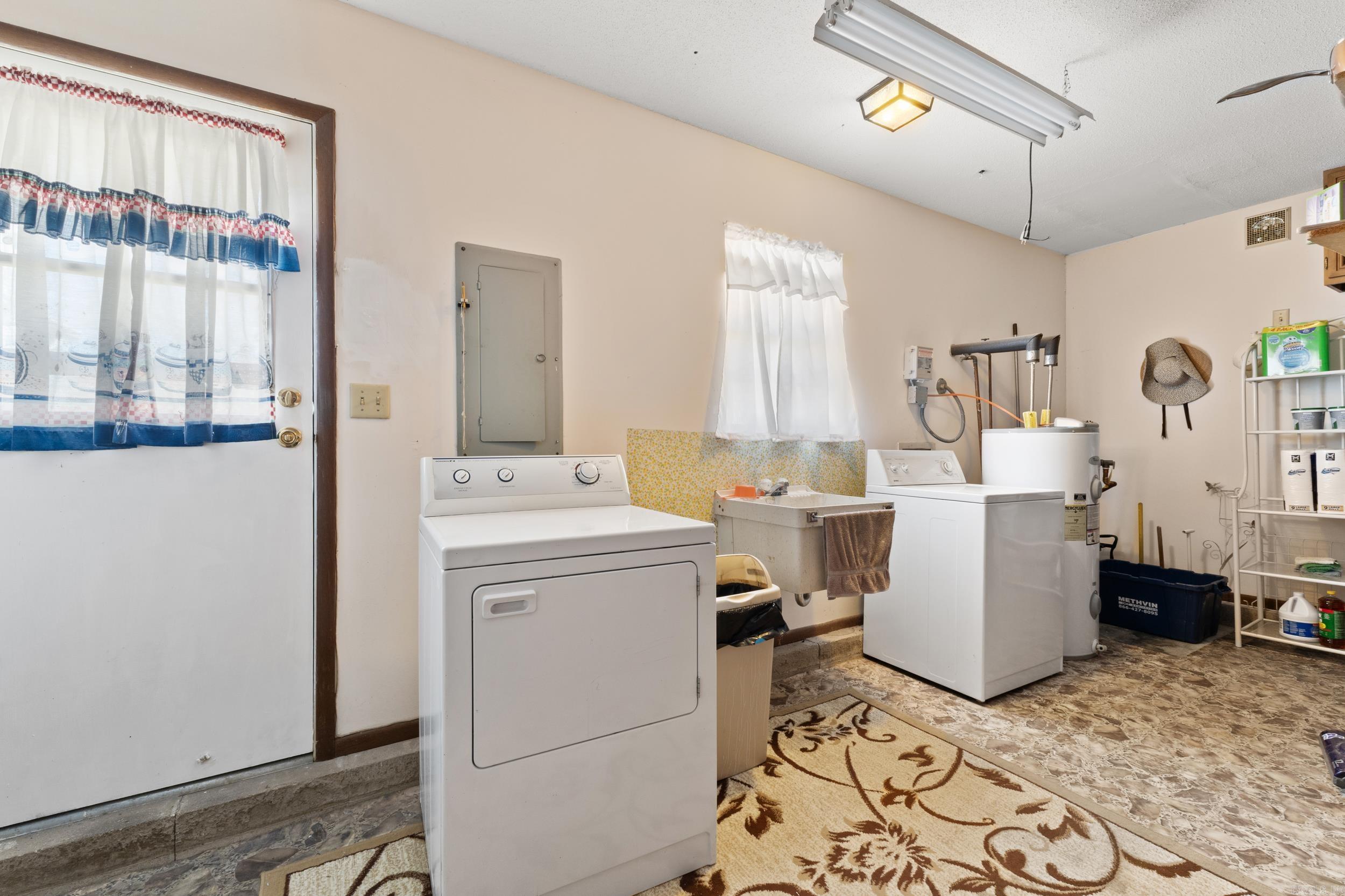 CARLILE HIGHLANDS ADD - Residential