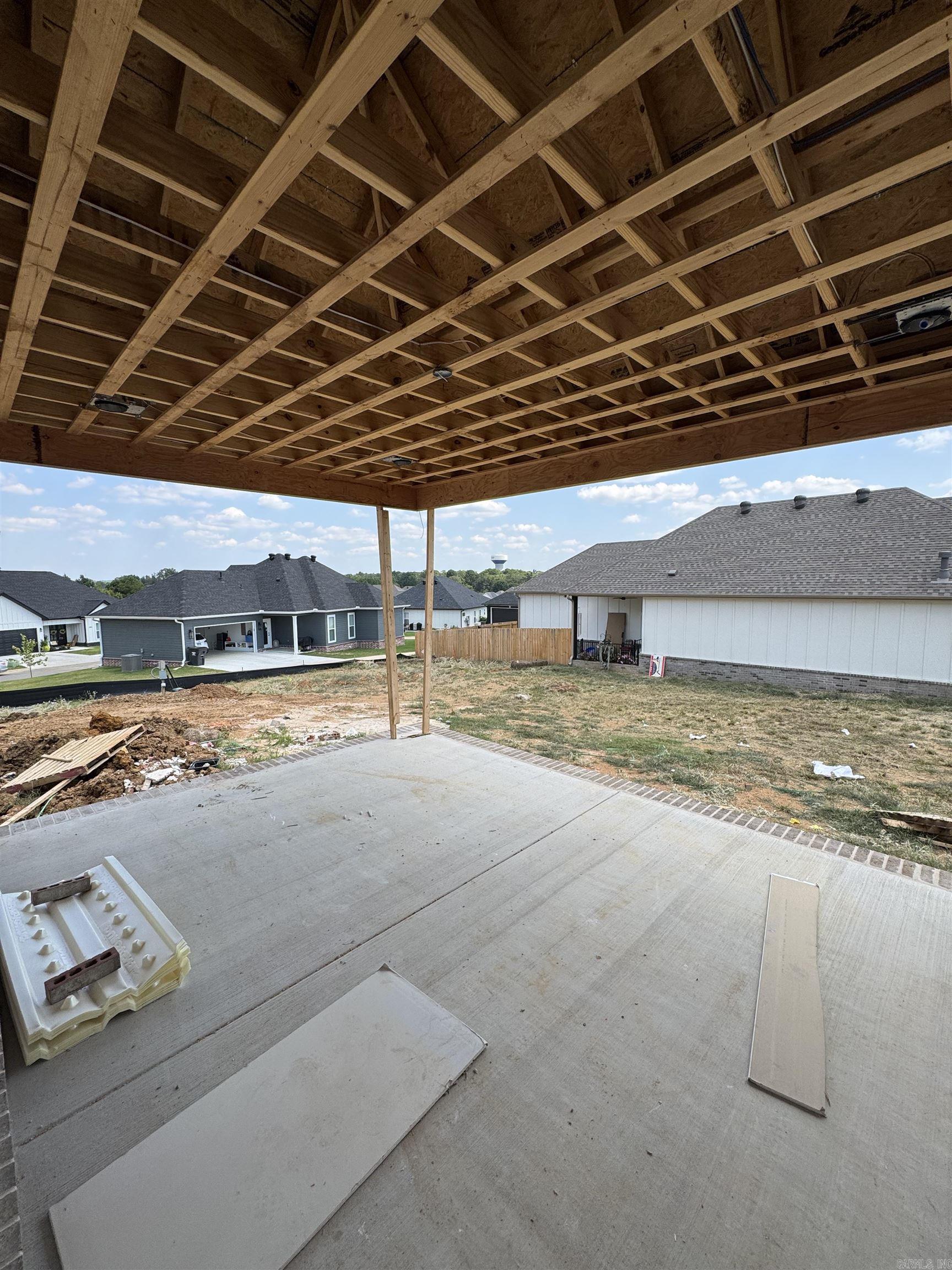 MIDTOWN BRYANT - Residential