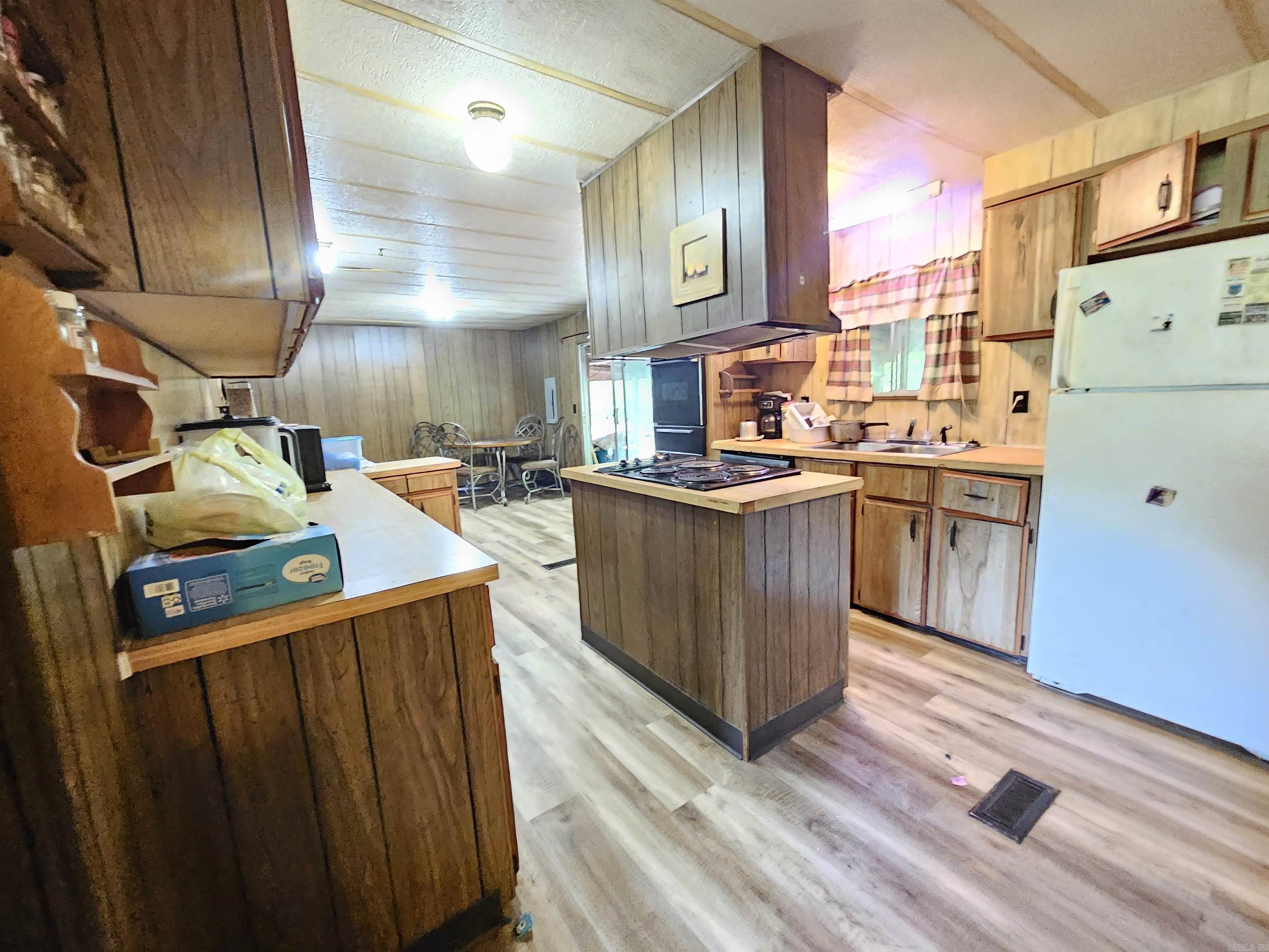 CANE CREEK MINI-FARMS - Residential