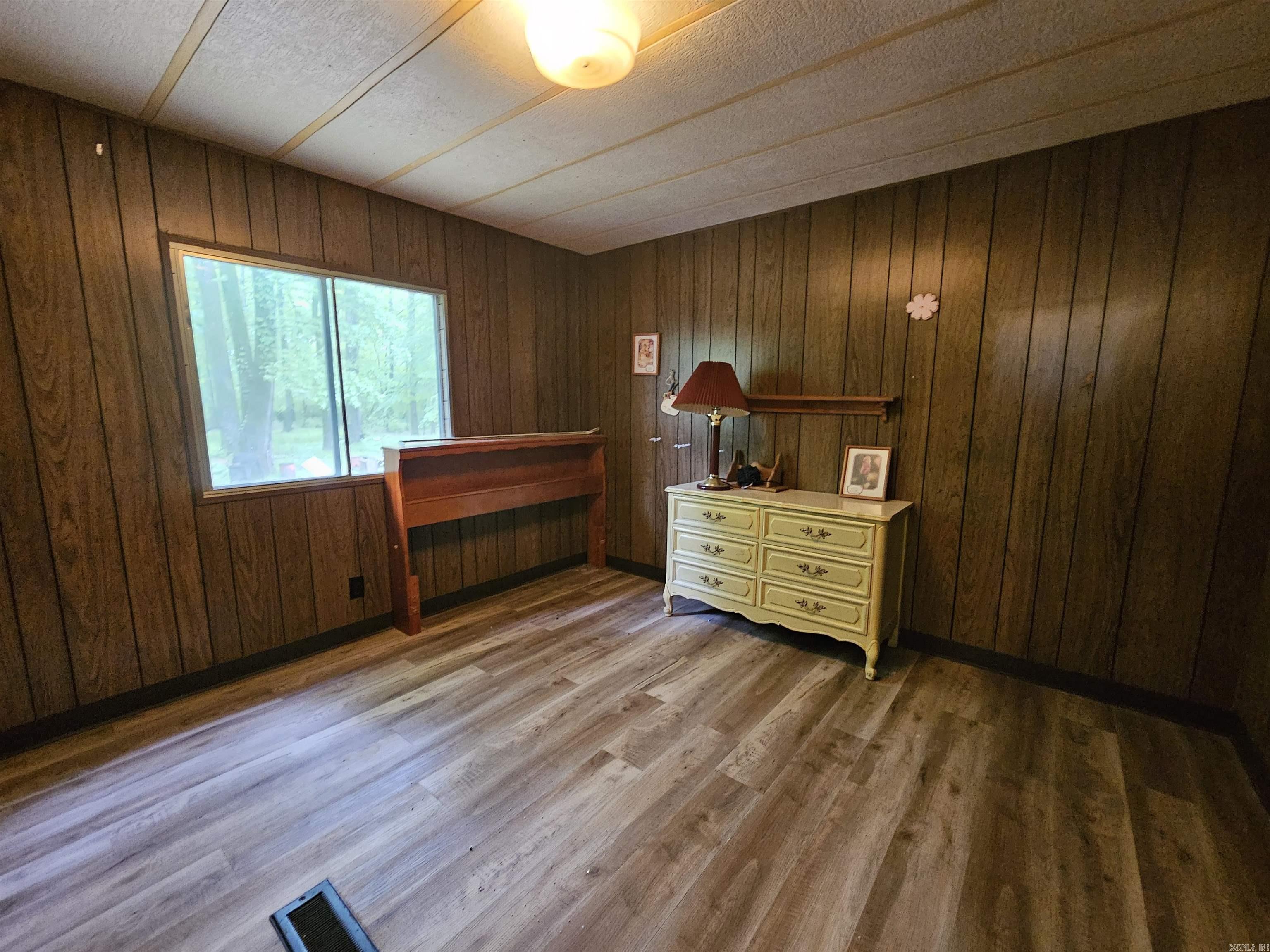 CANE CREEK MINI-FARMS - Residential