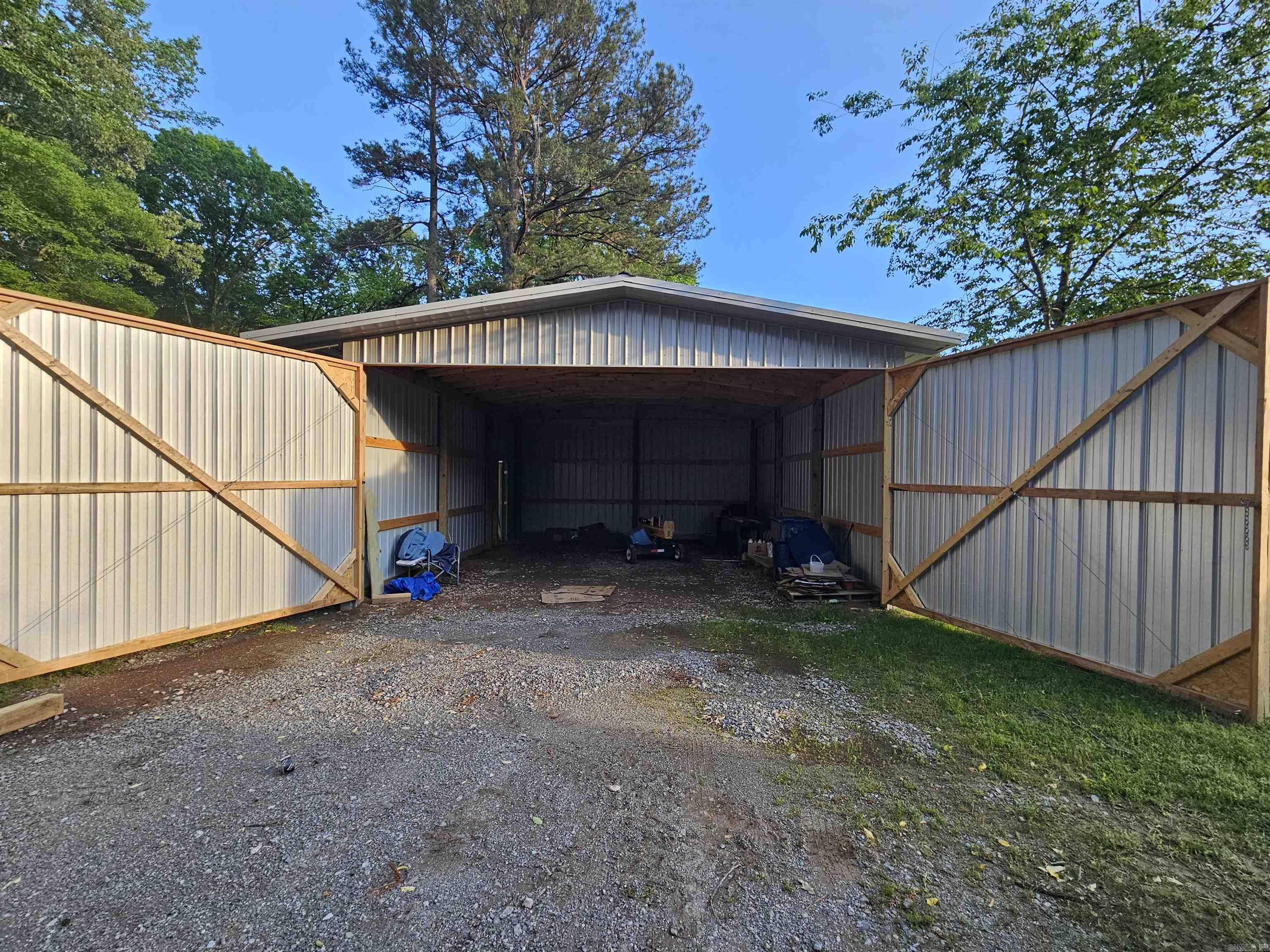 CANE CREEK MINI-FARMS - Residential