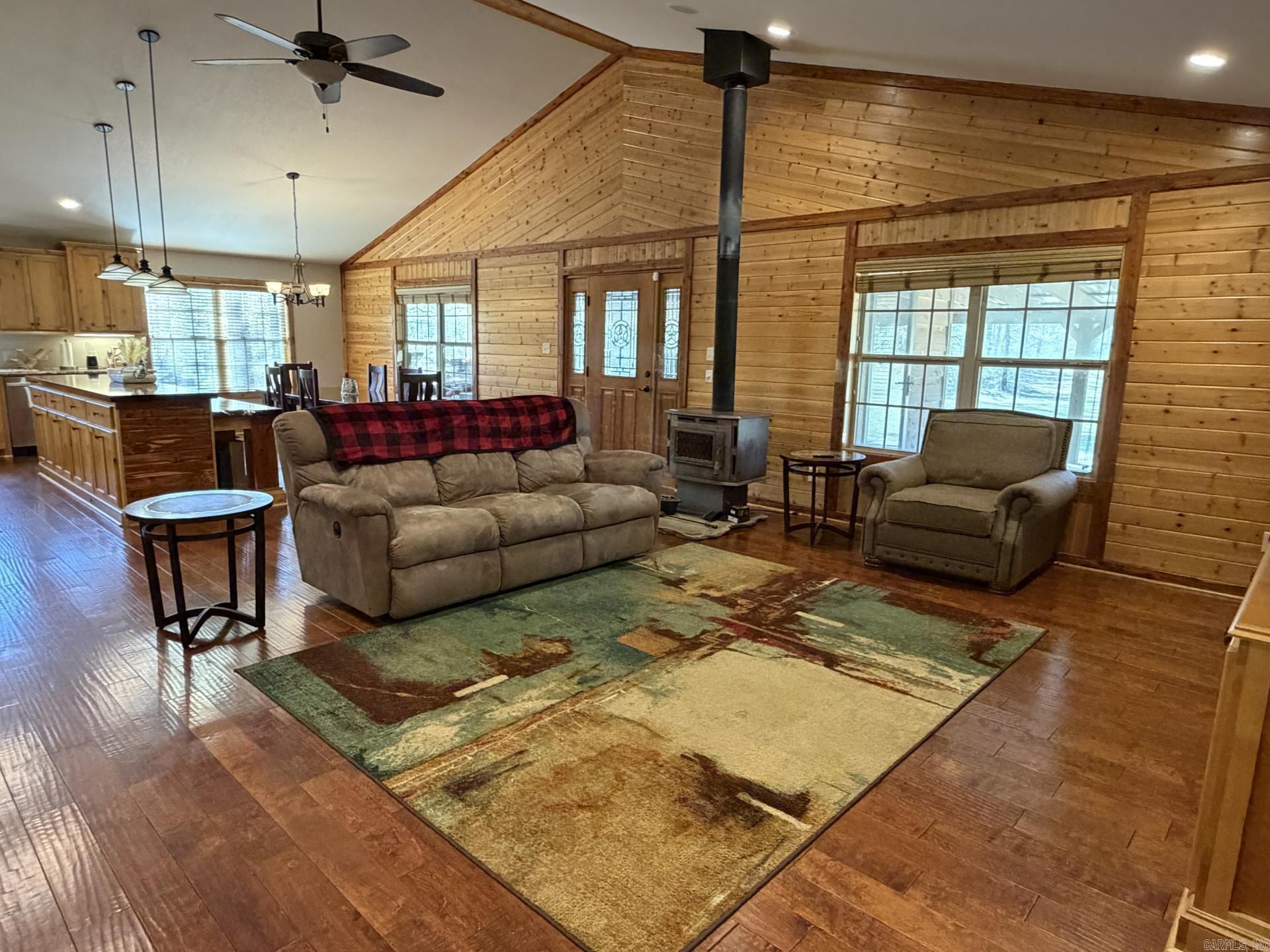 Metes & Bounds - Residential