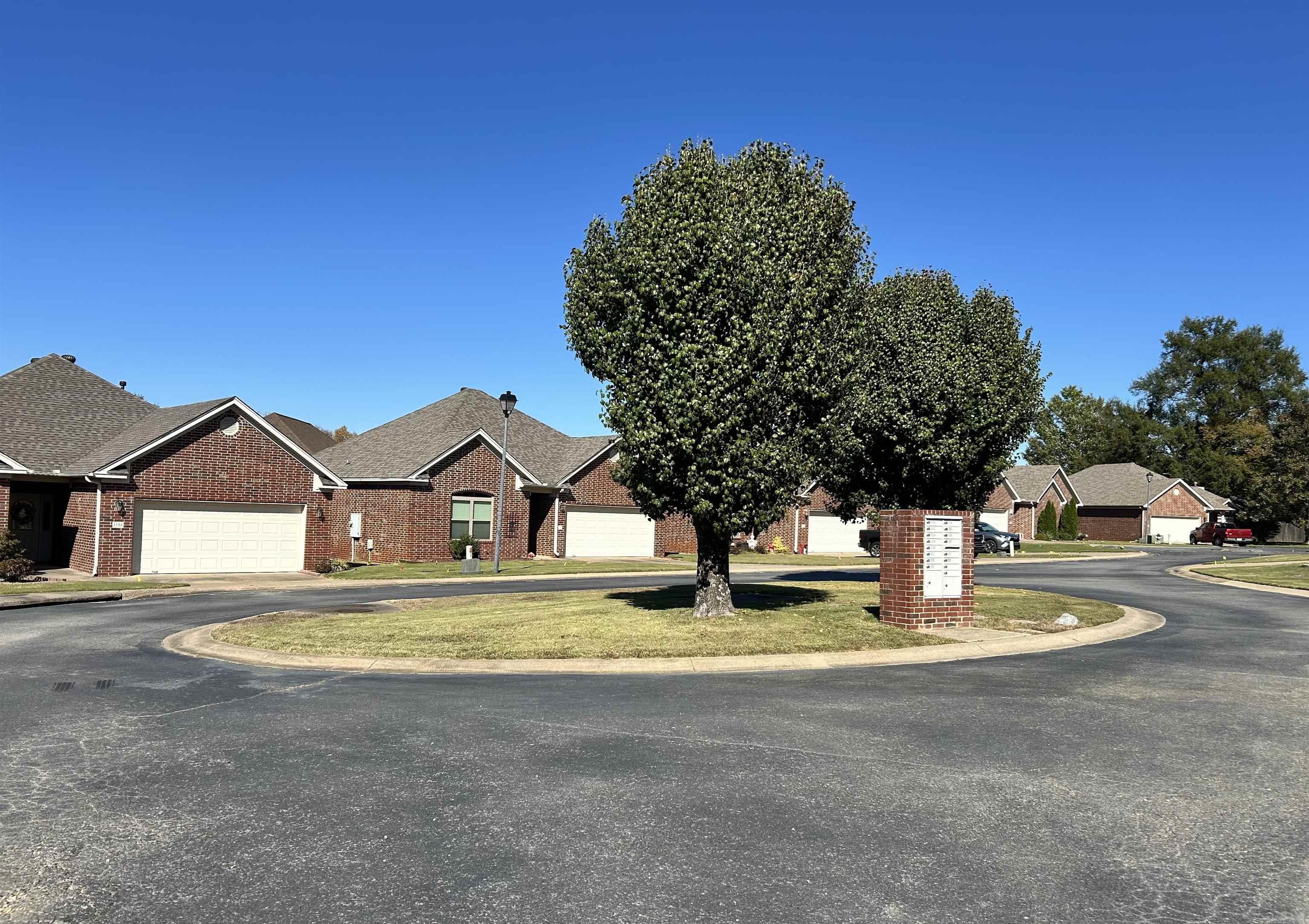 SUNSET GARDENS - Residential