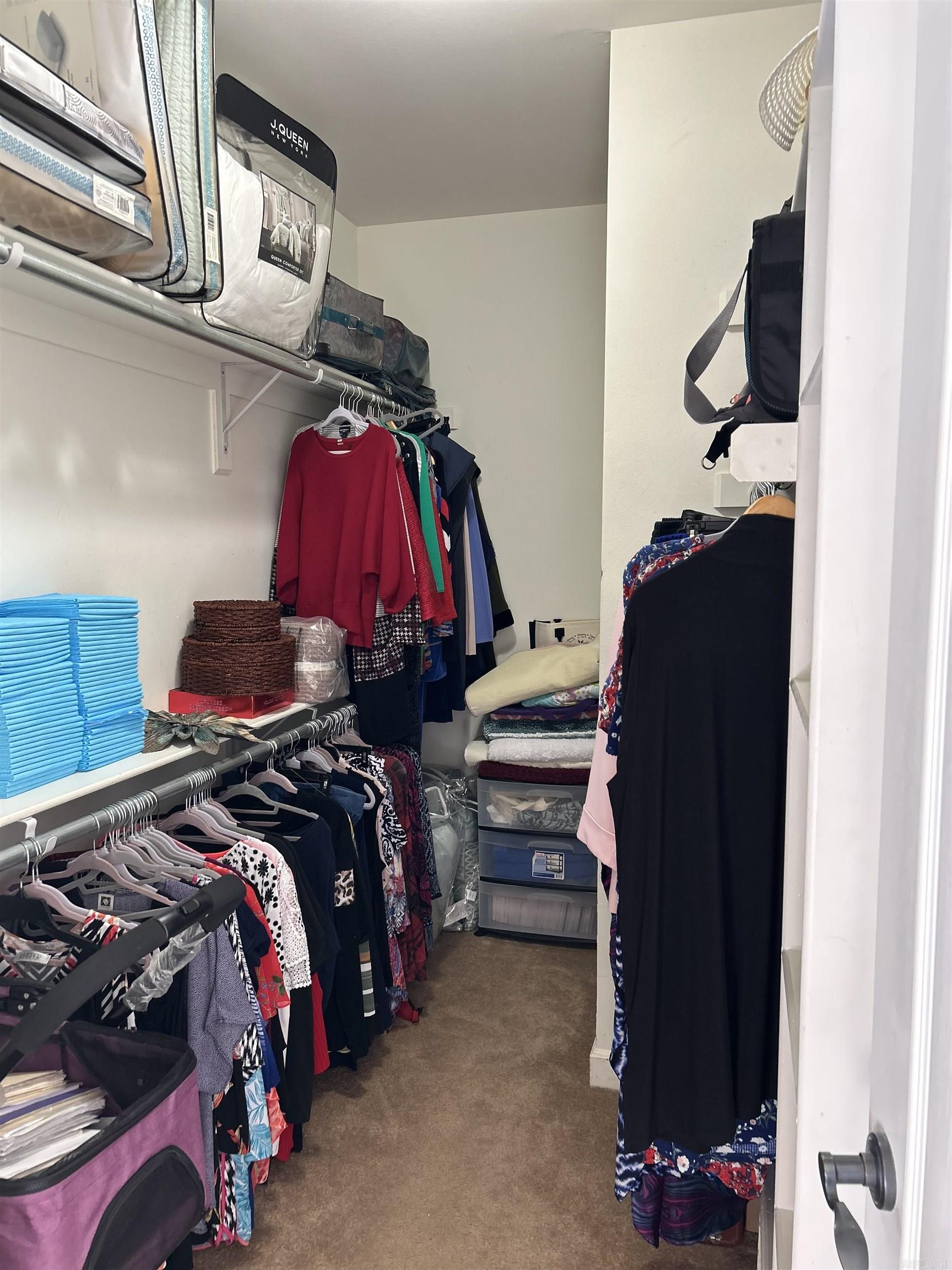 SUNSET GARDENS - Residential