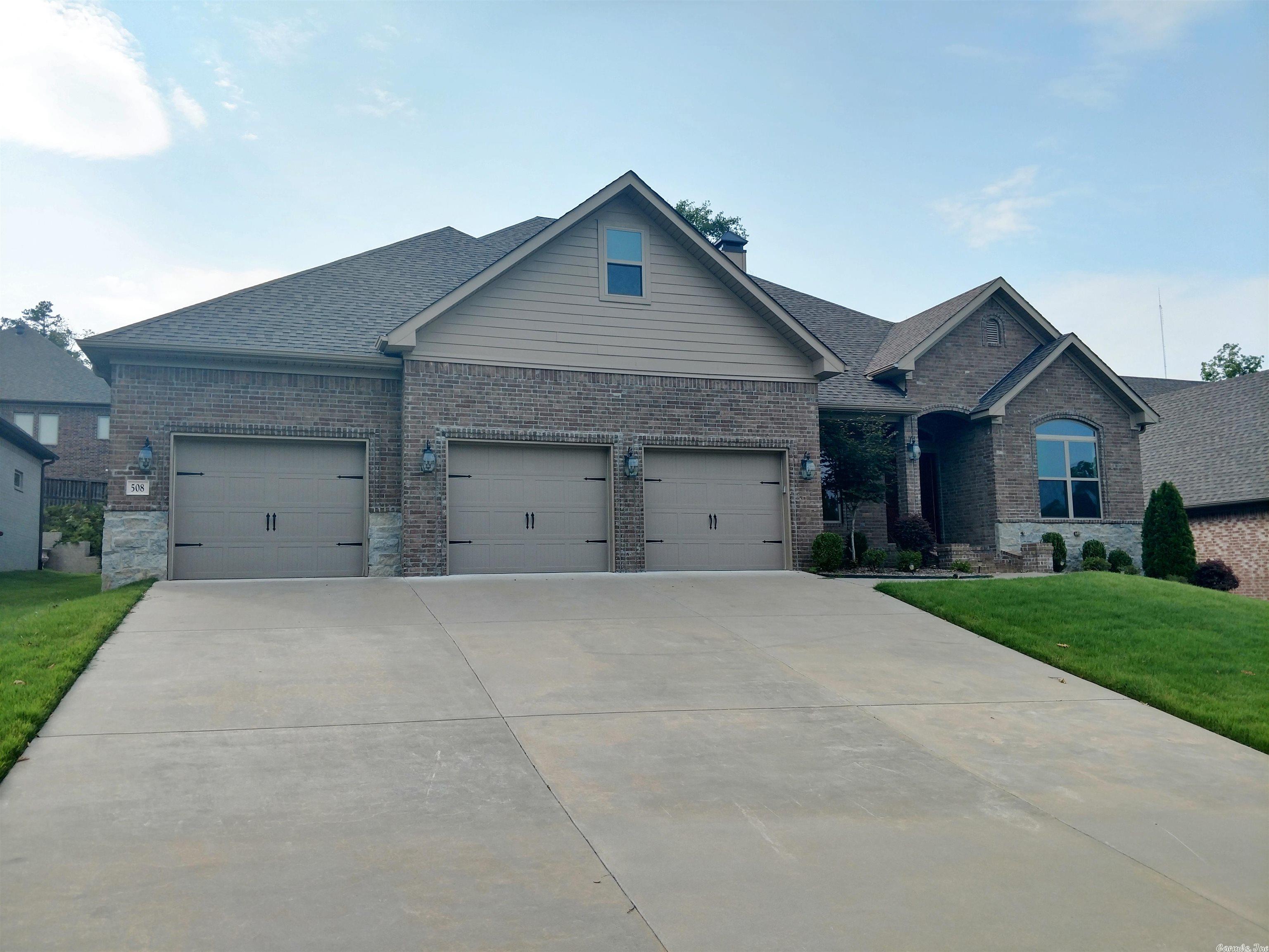 CHENAL VALLEY "MIRAMAR PLACE" - Residential Lease