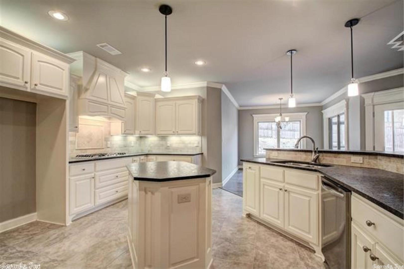 CHENAL VALLEY "MIRAMAR PLACE" - Residential Lease