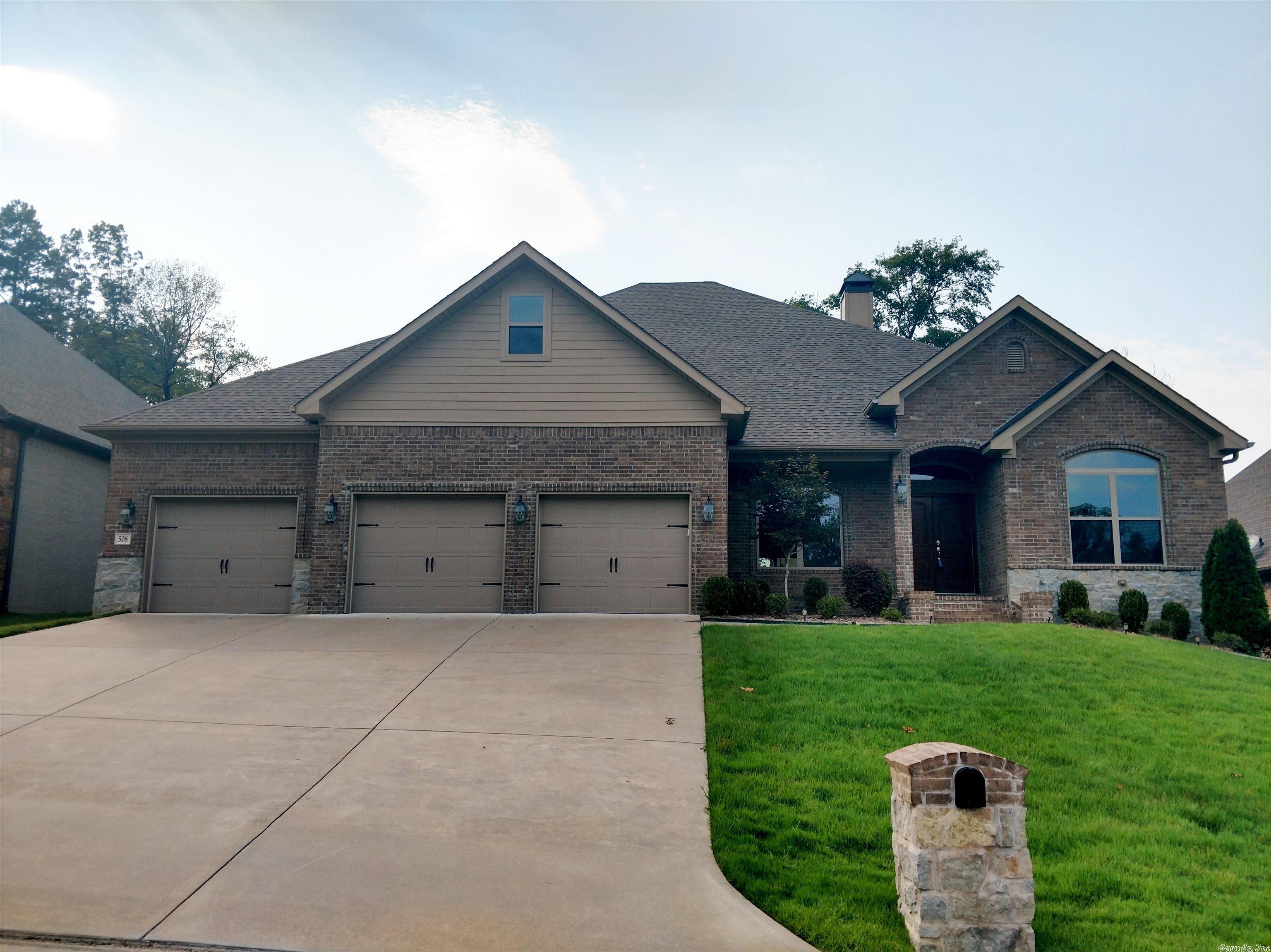 CHENAL VALLEY "MIRAMAR PLACE" - Residential Lease