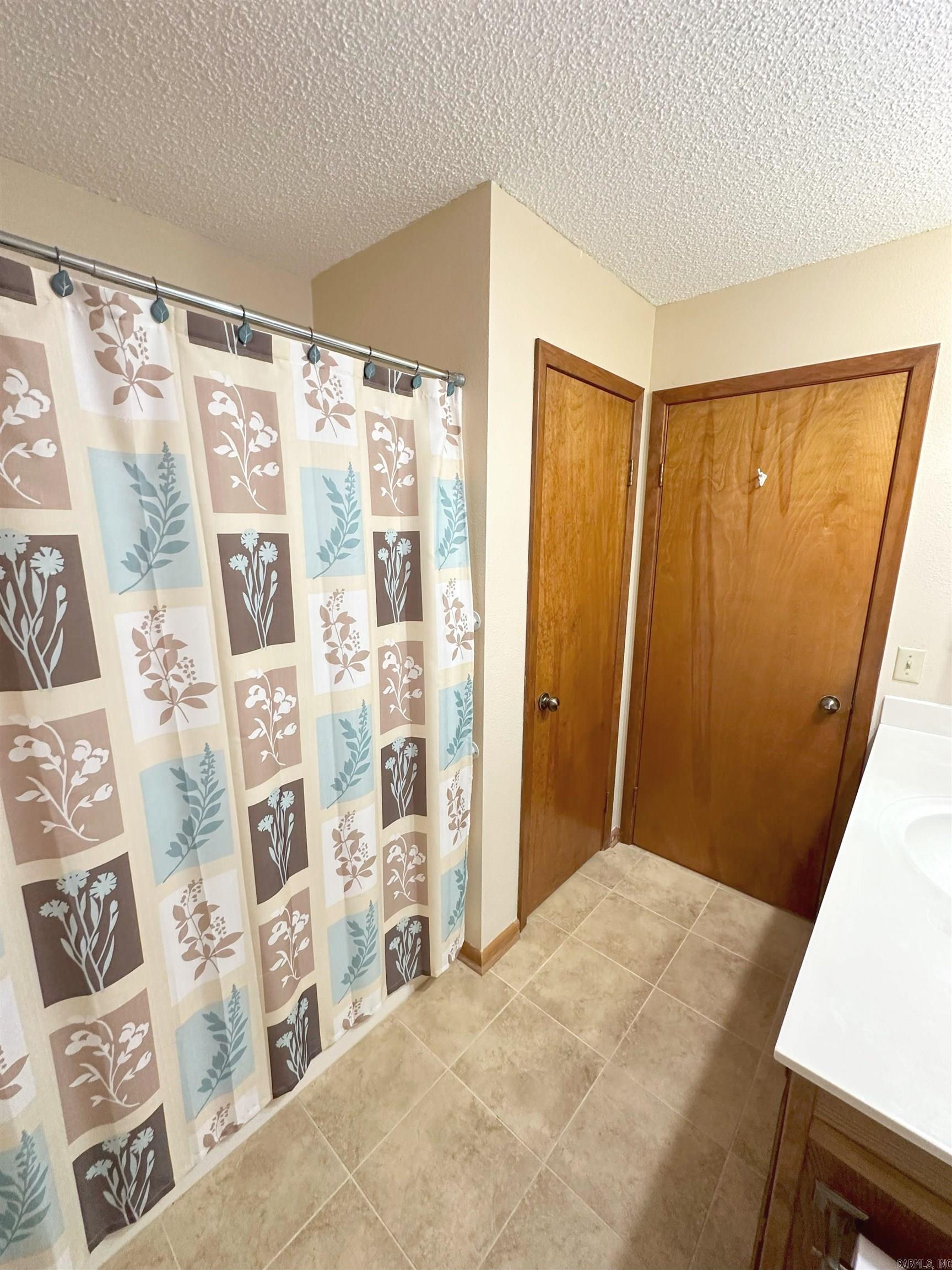 WEEKIWACHEE - LAKE - Residential