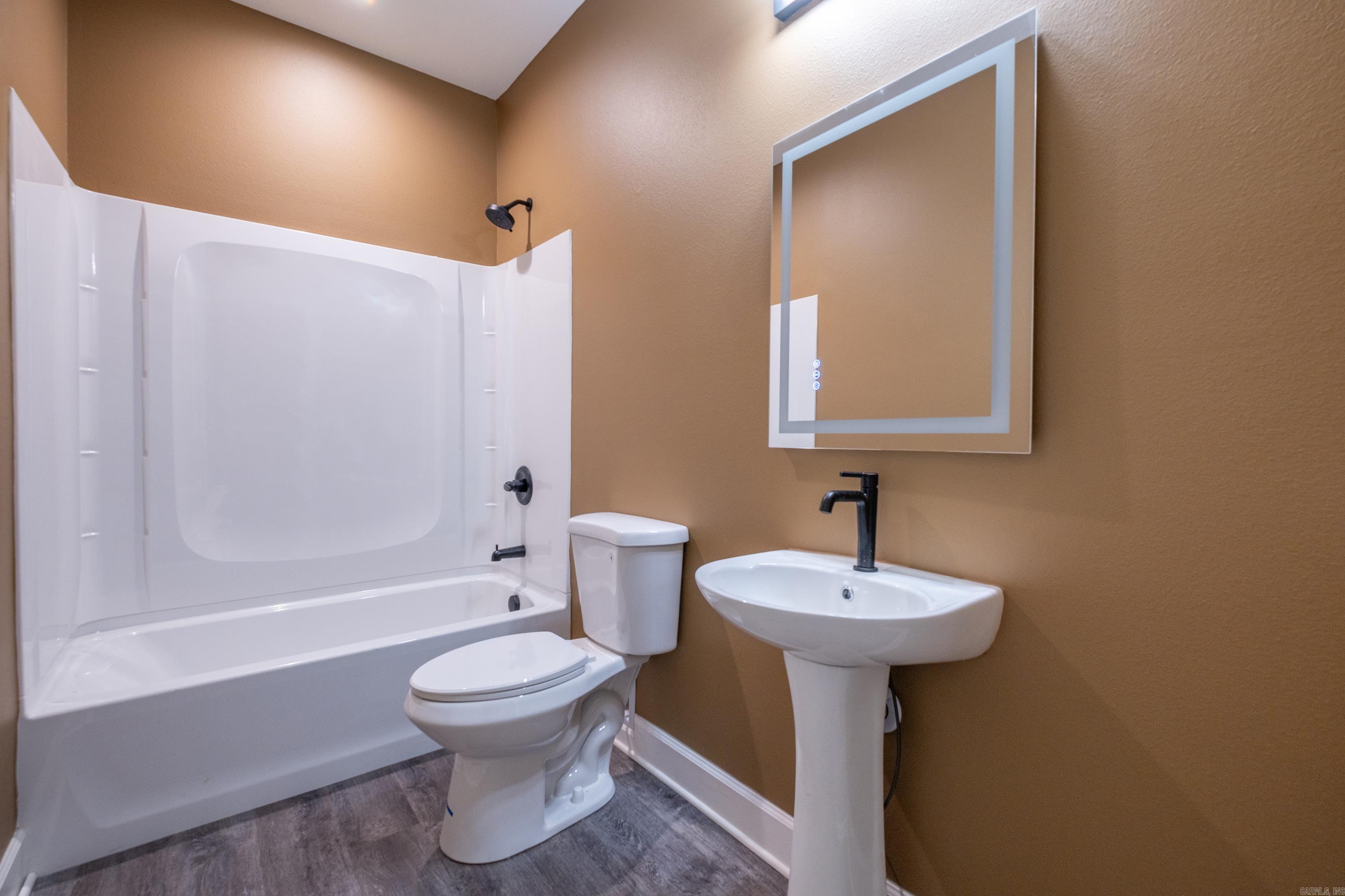 EUCLID PLACE - Residential