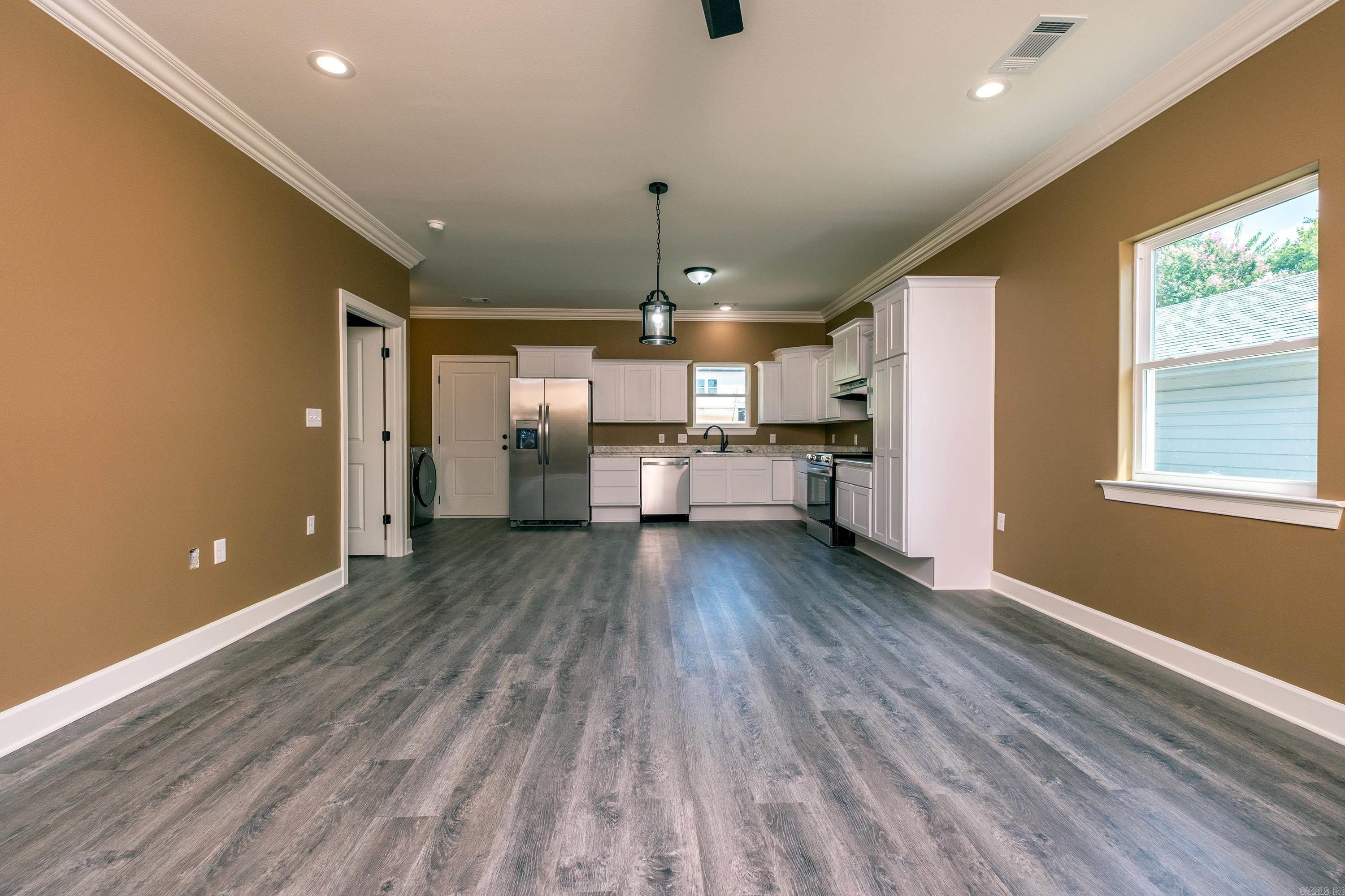 EUCLID PLACE - Residential