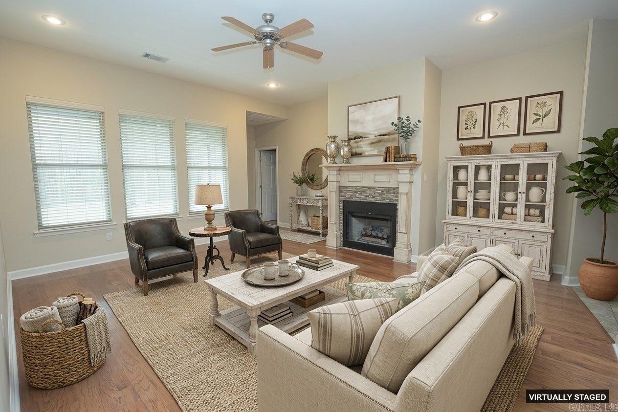 Whispering Oak - Residential