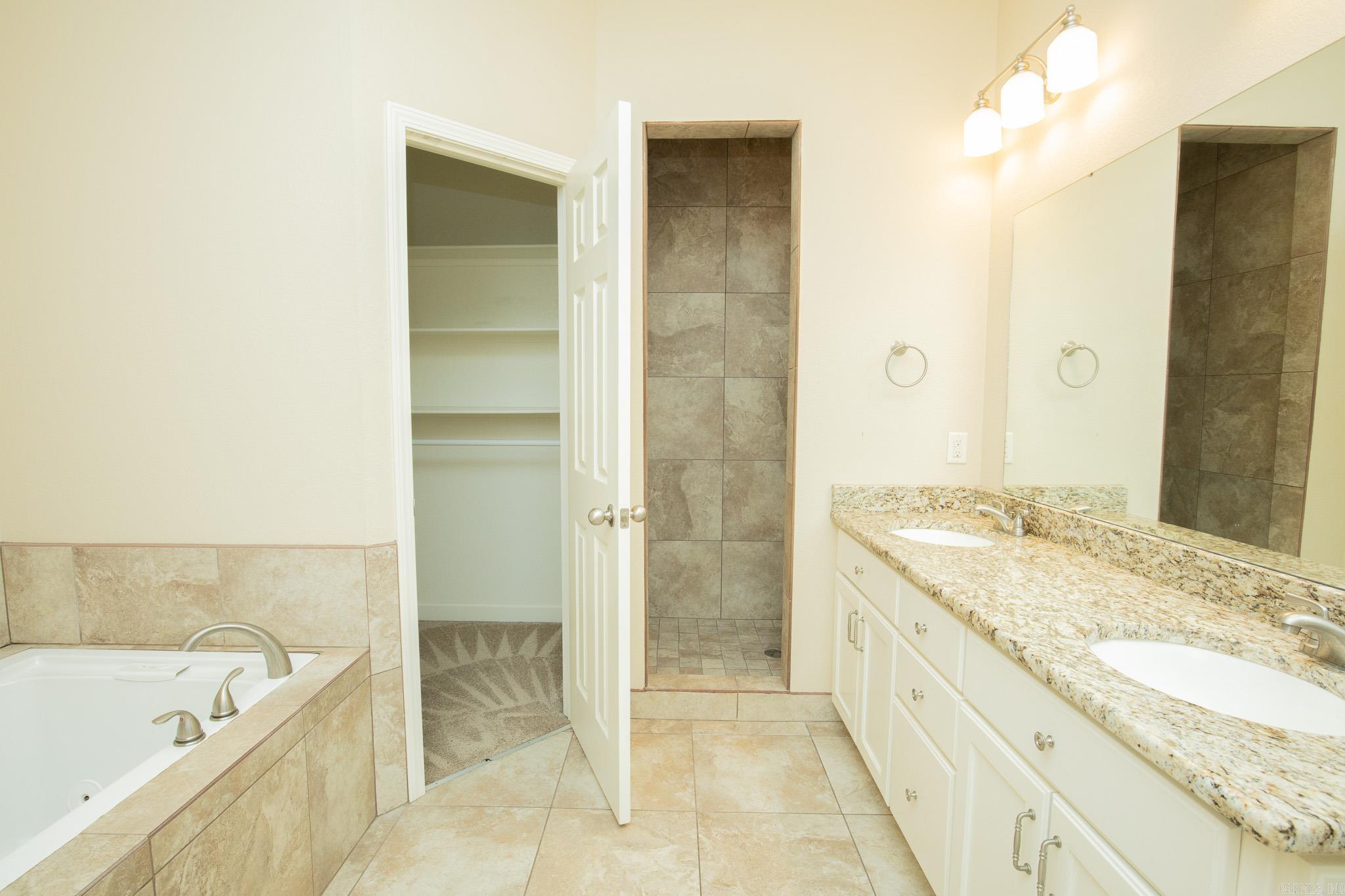 Whispering Oak - Residential