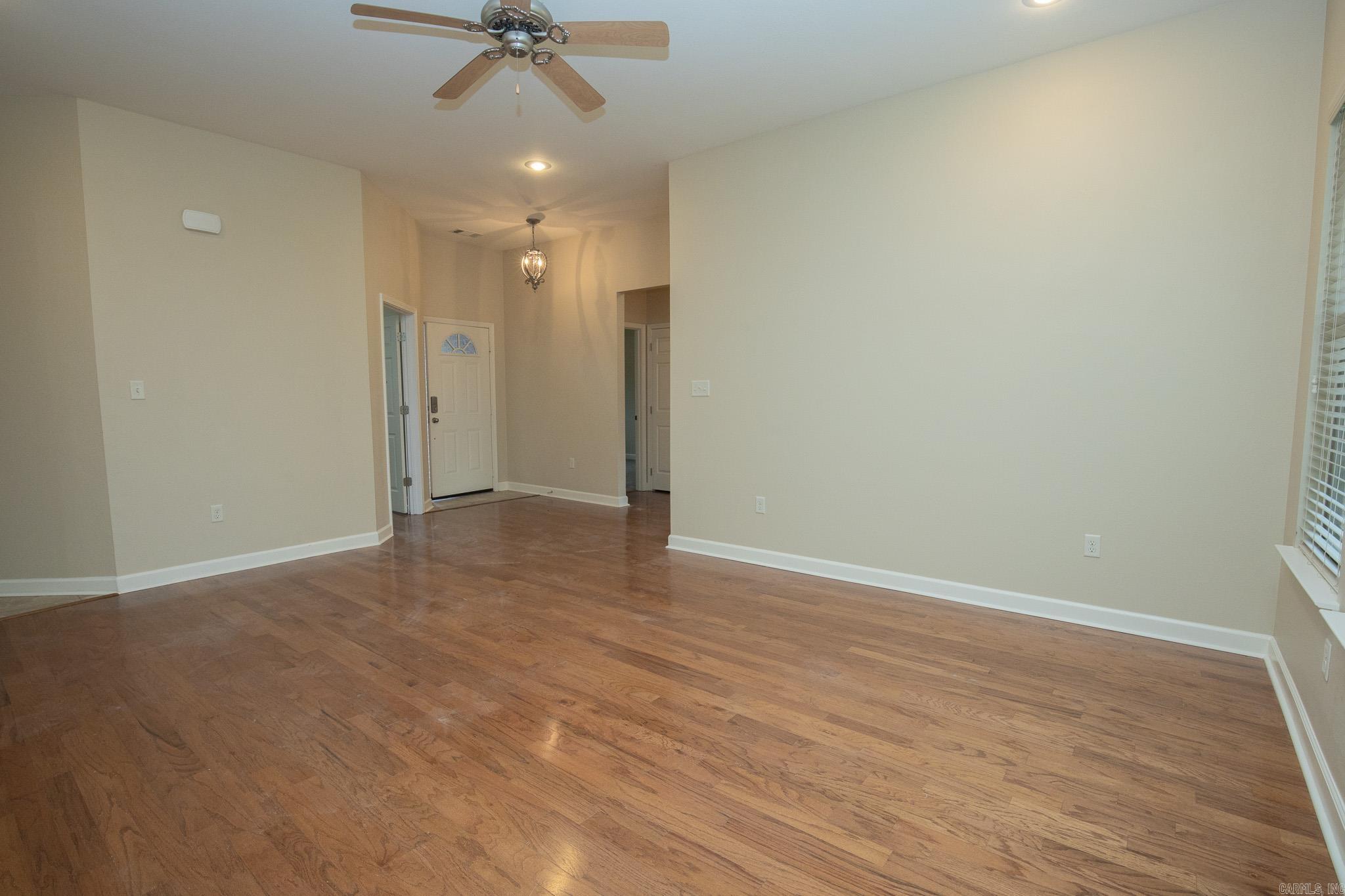 Whispering Oak - Residential