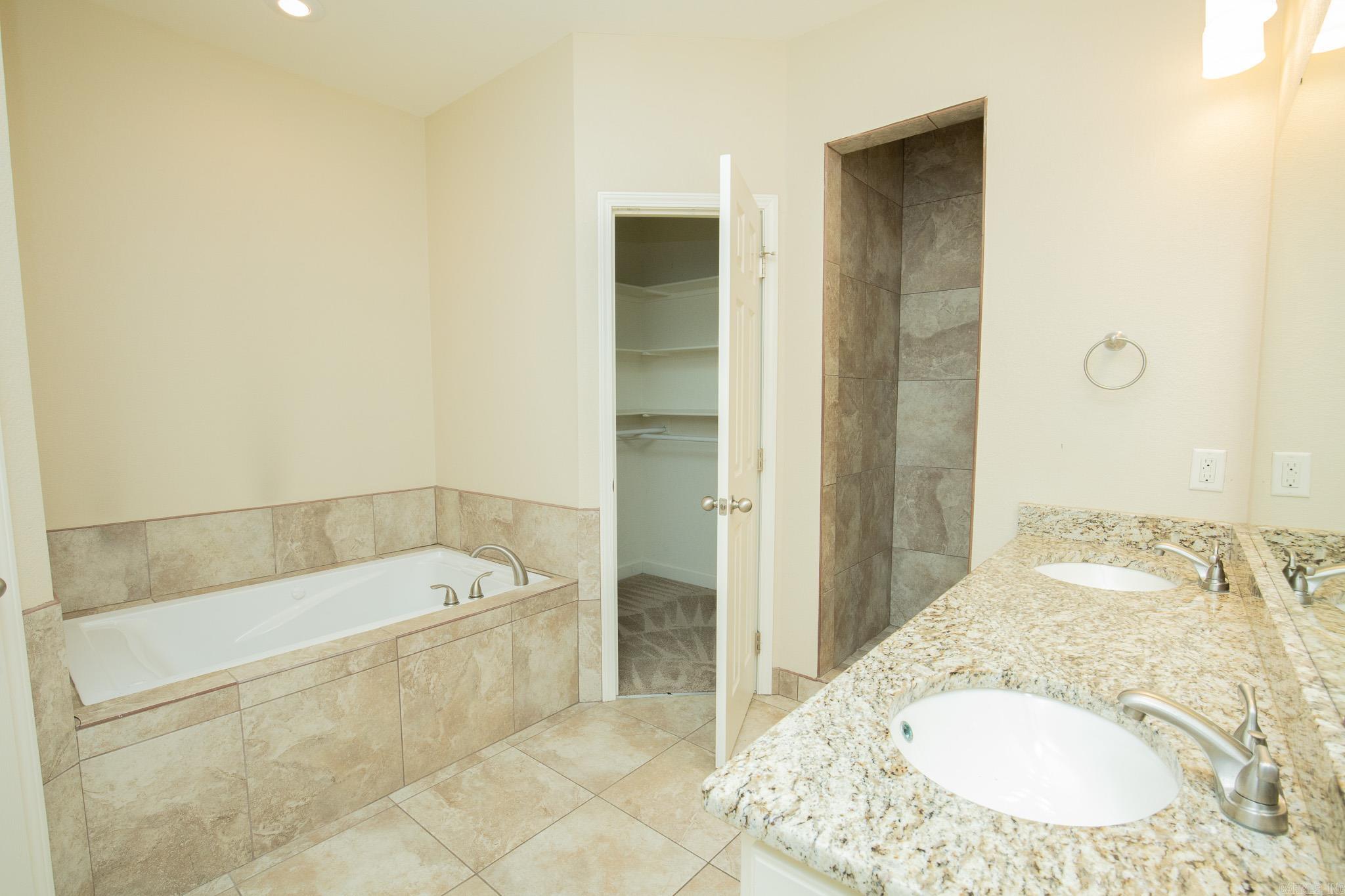 Whispering Oak - Residential