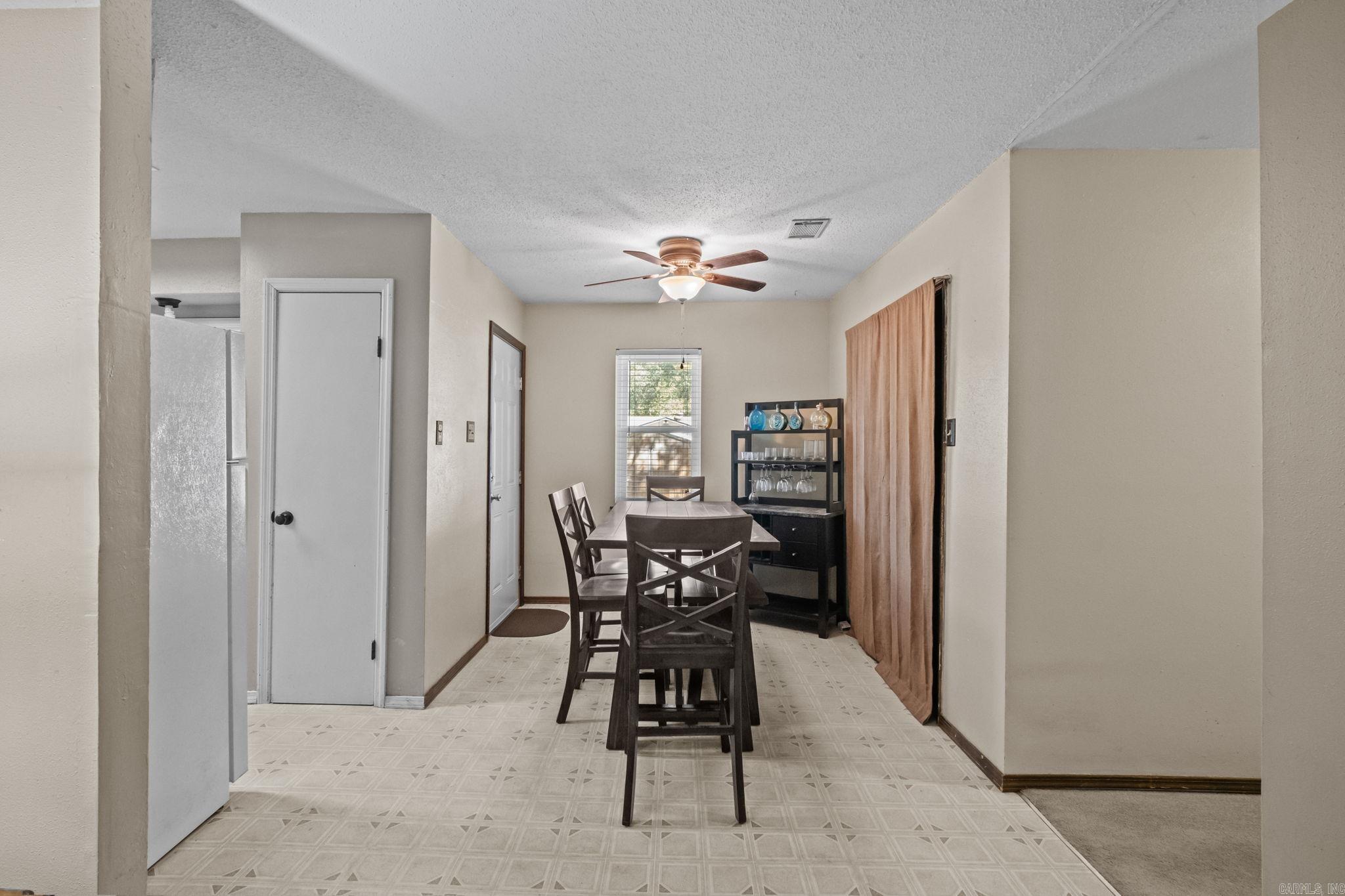 KELLOGG LAKE EST - Residential