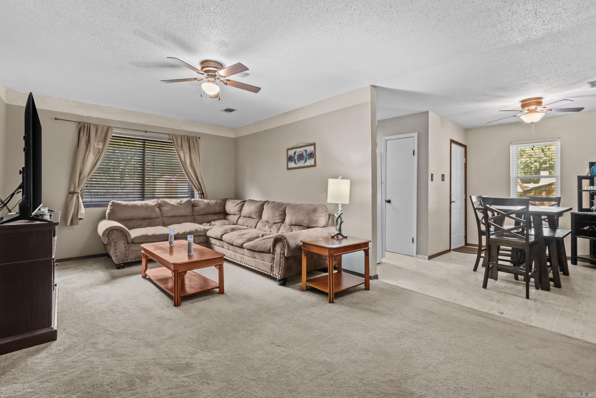 KELLOGG LAKE EST - Residential