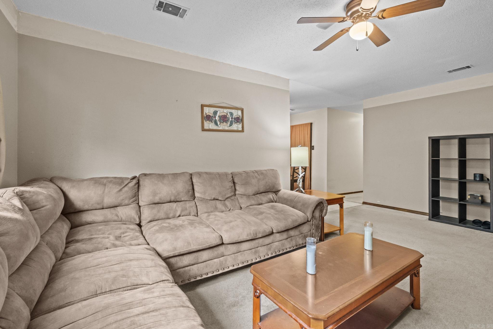 KELLOGG LAKE EST - Residential