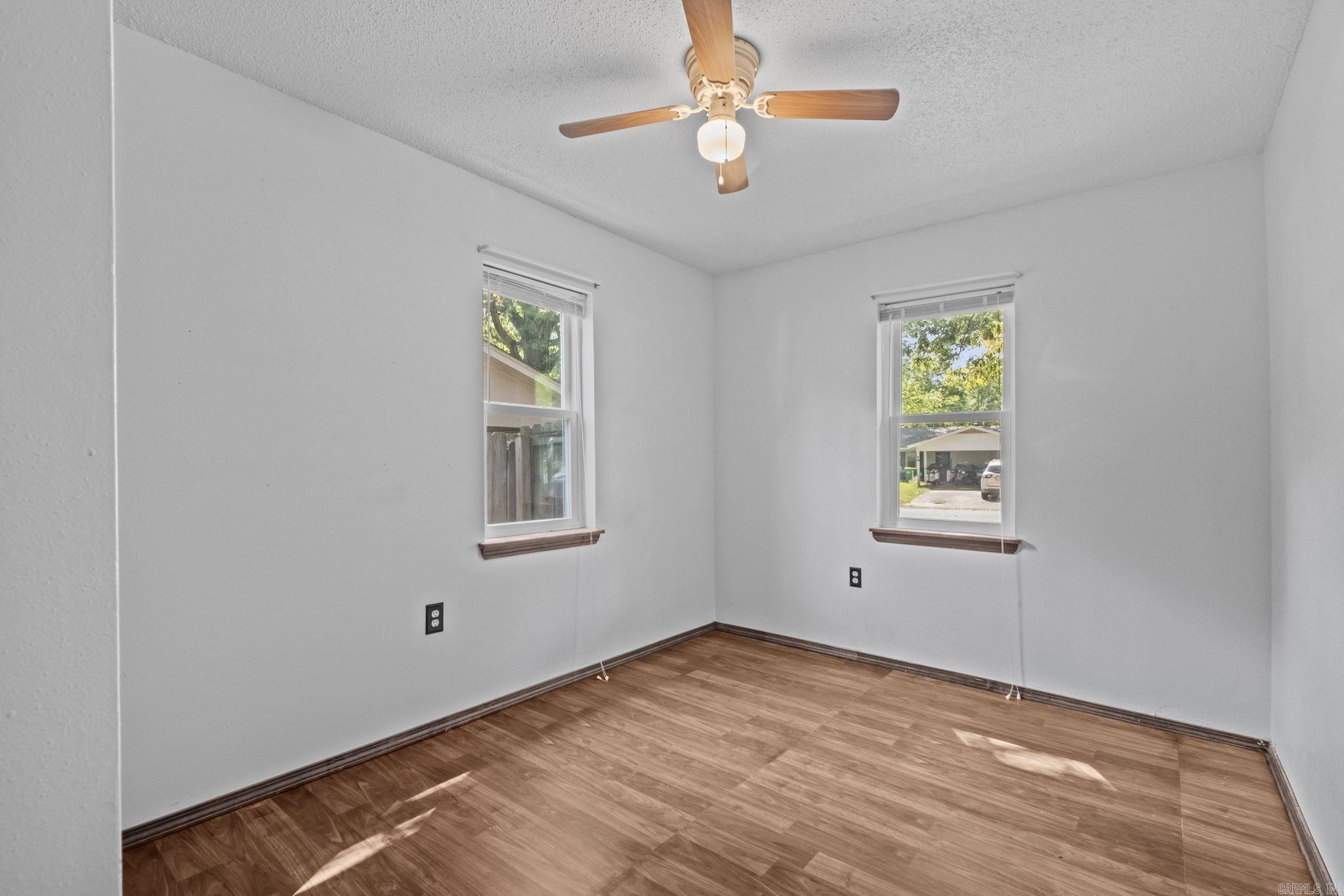 KELLOGG LAKE EST - Residential