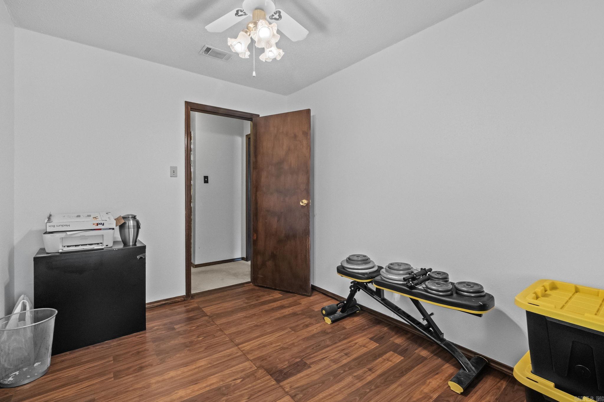 KELLOGG LAKE EST - Residential