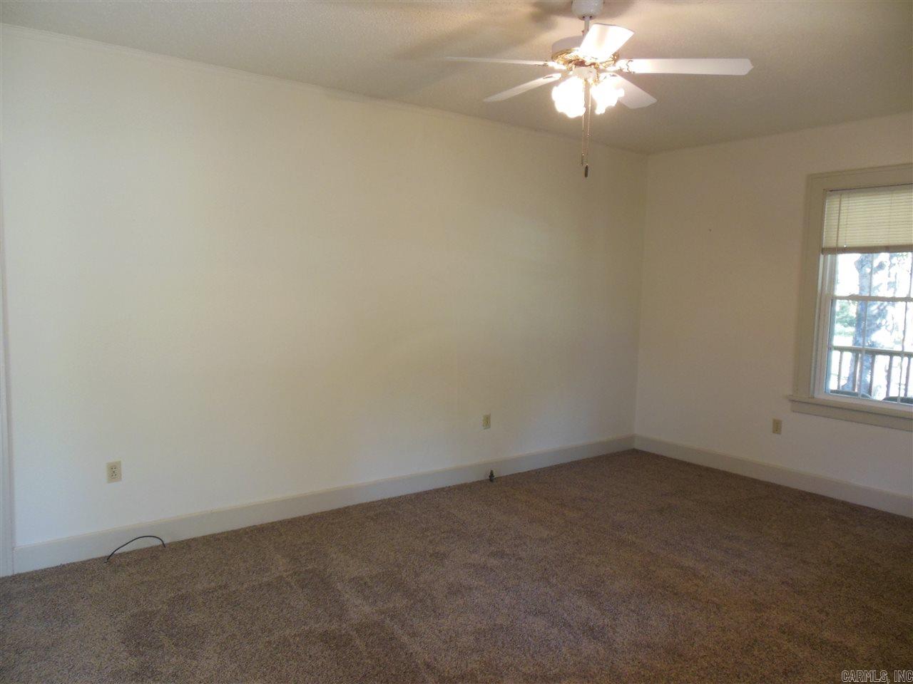 01-1N-13 - Residential Lease