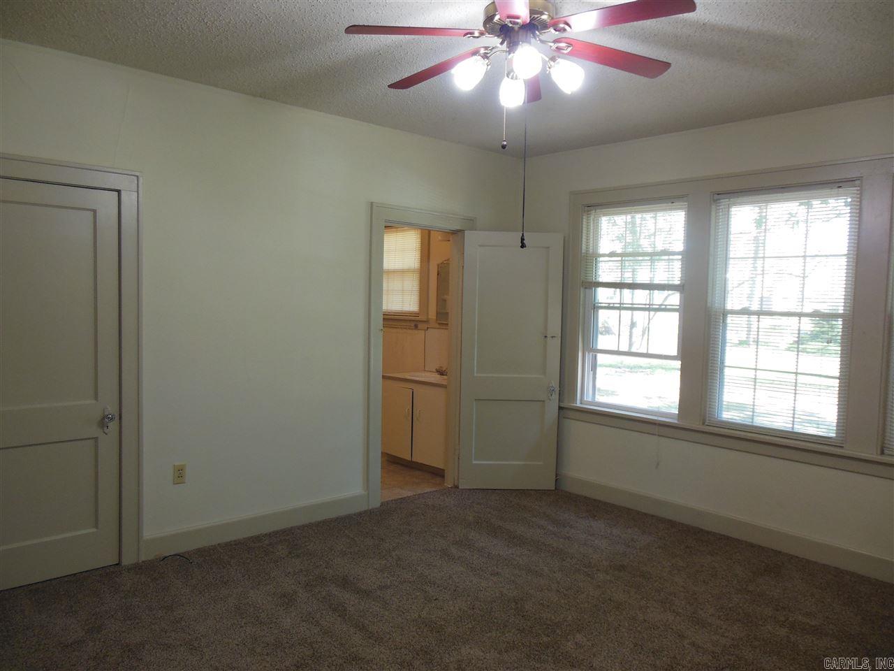 01-1N-13 - Residential Lease