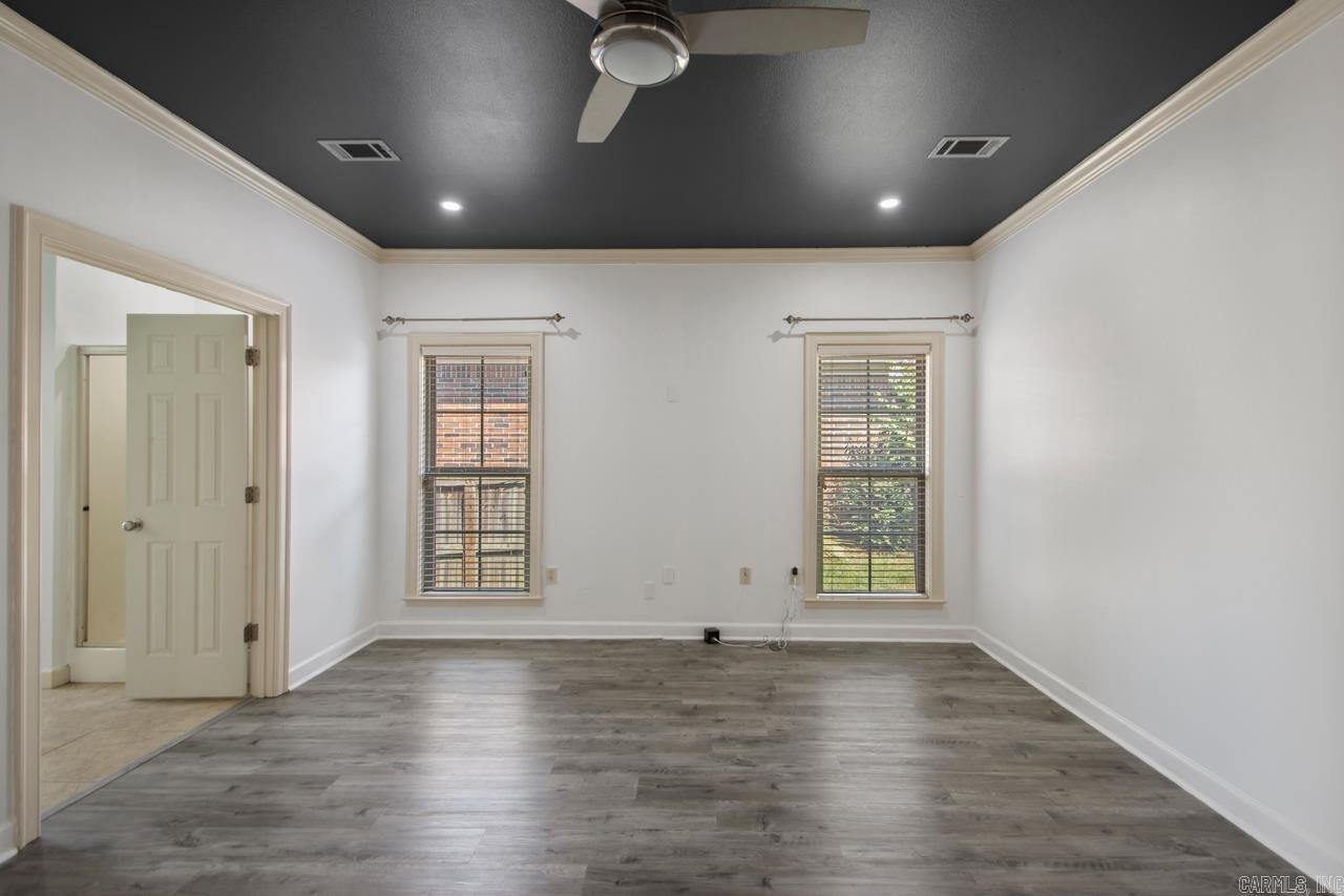 NORTH HILLS - Residential