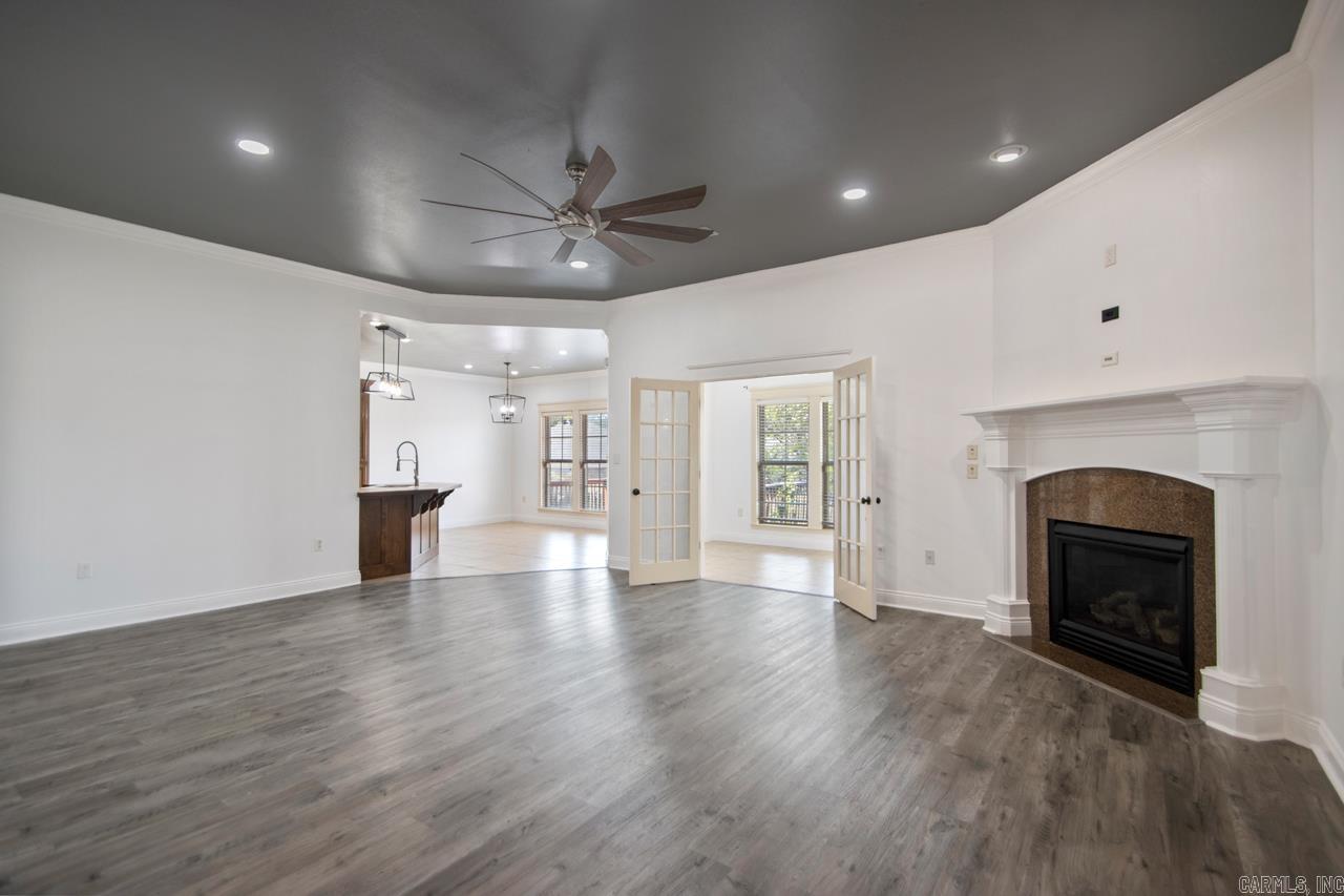 NORTH HILLS - Residential