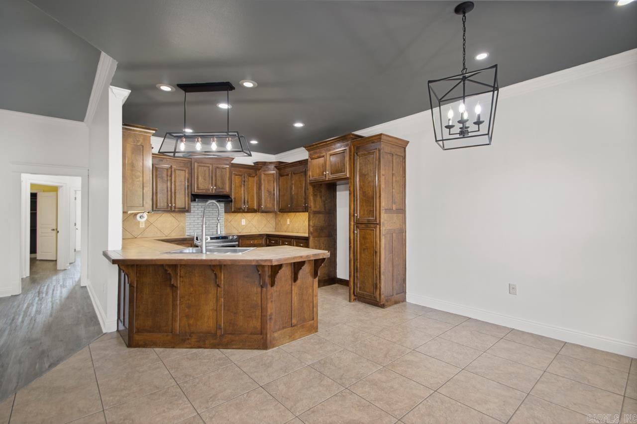 NORTH HILLS - Residential