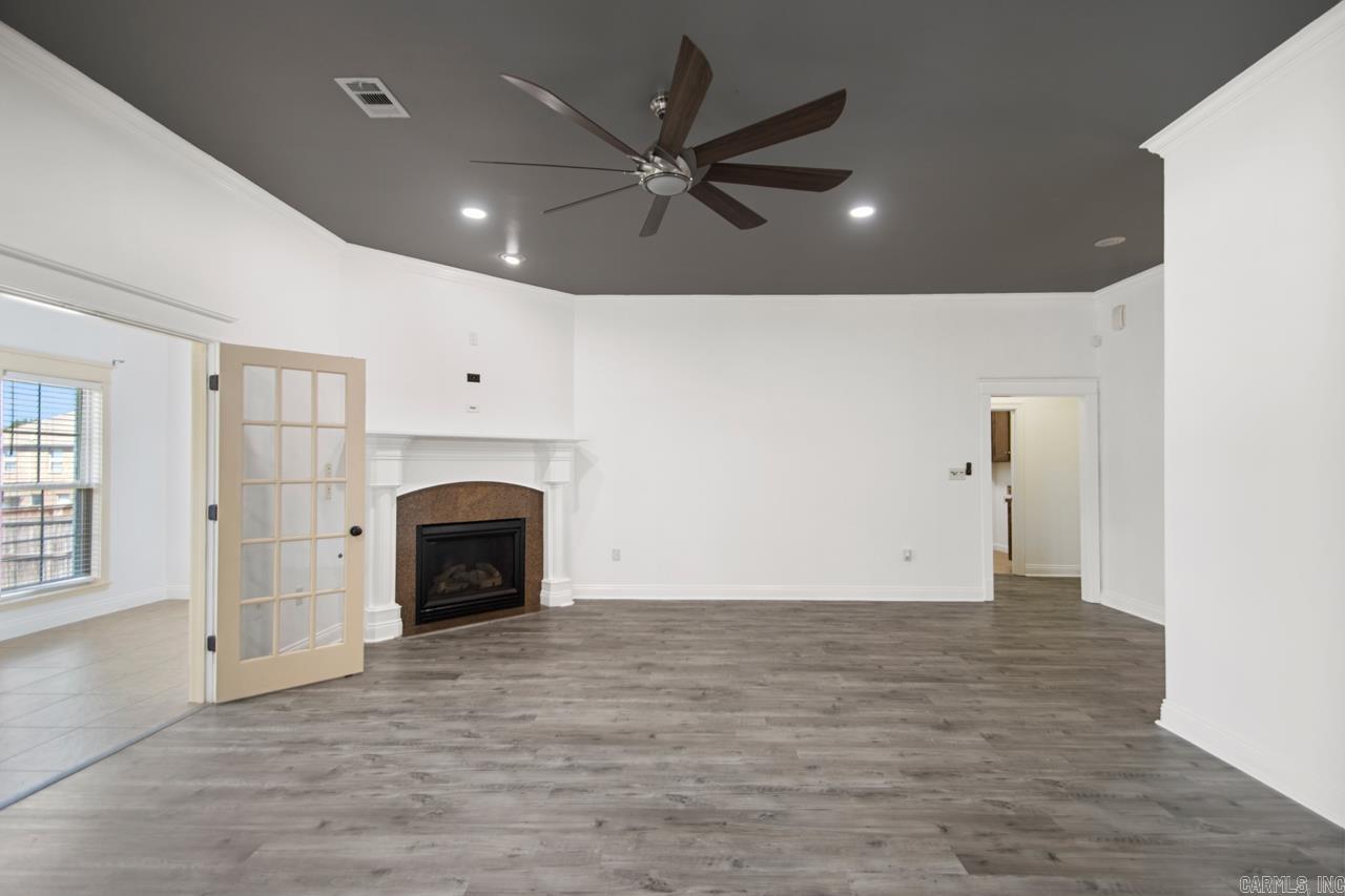 NORTH HILLS - Residential