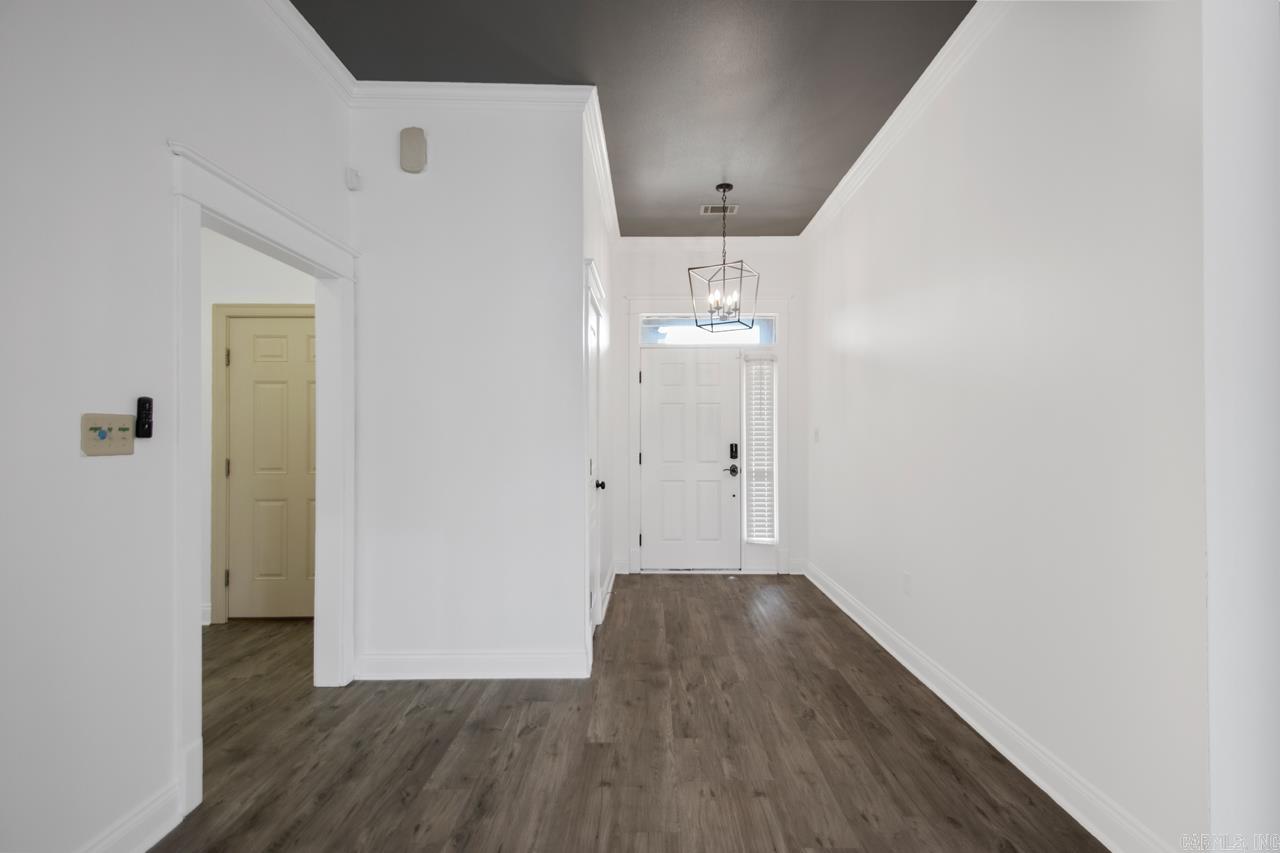 NORTH HILLS - Residential