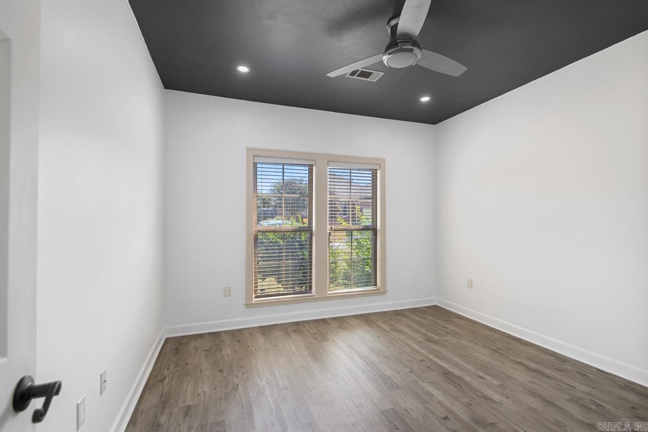 NORTH HILLS - Residential