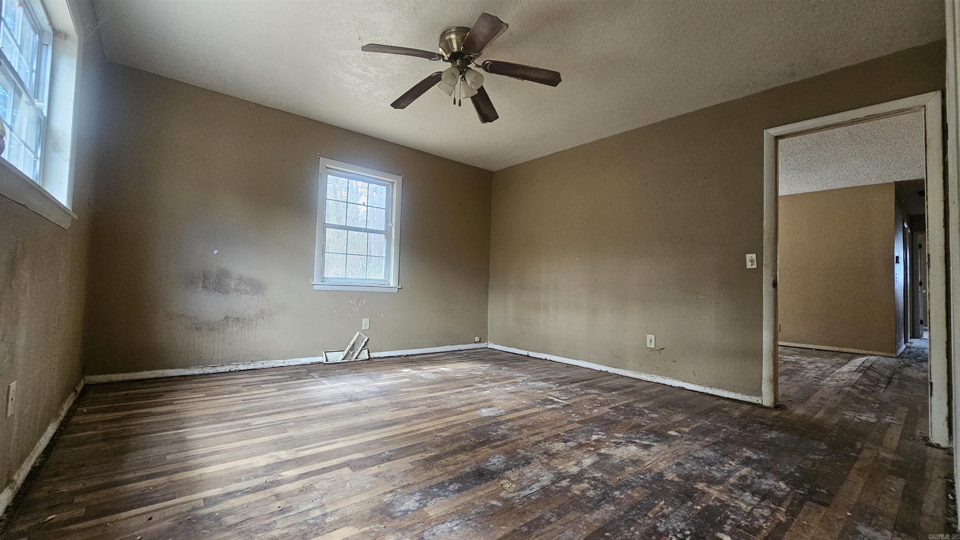 Metes & Bounds - Residential