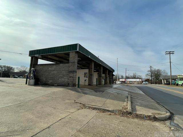 Lund and Hill Original - Commercial Sale