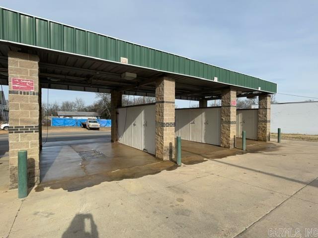 Lund and Hill Original - Commercial Sale