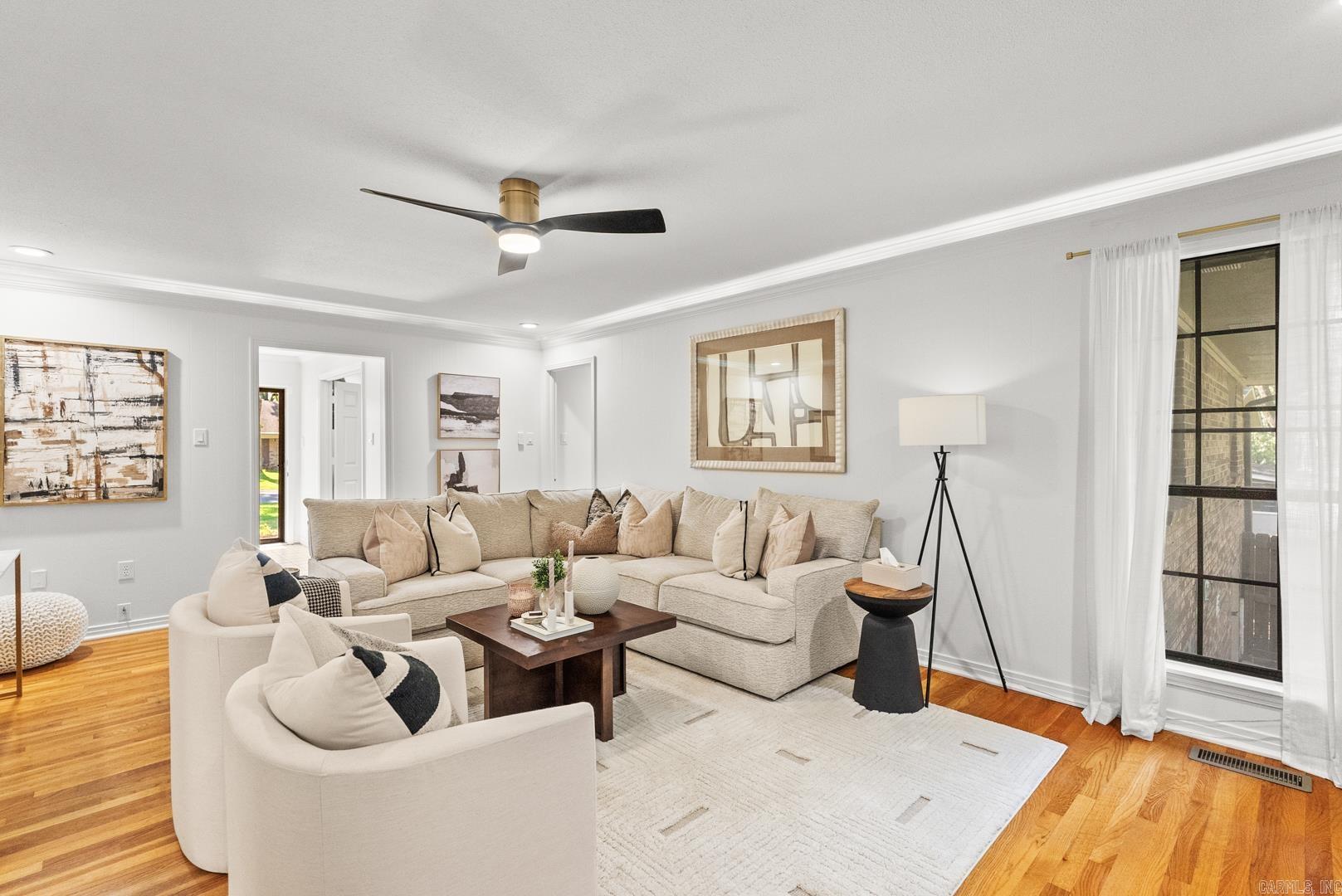 COUNTRY CLUB PARK - Residential