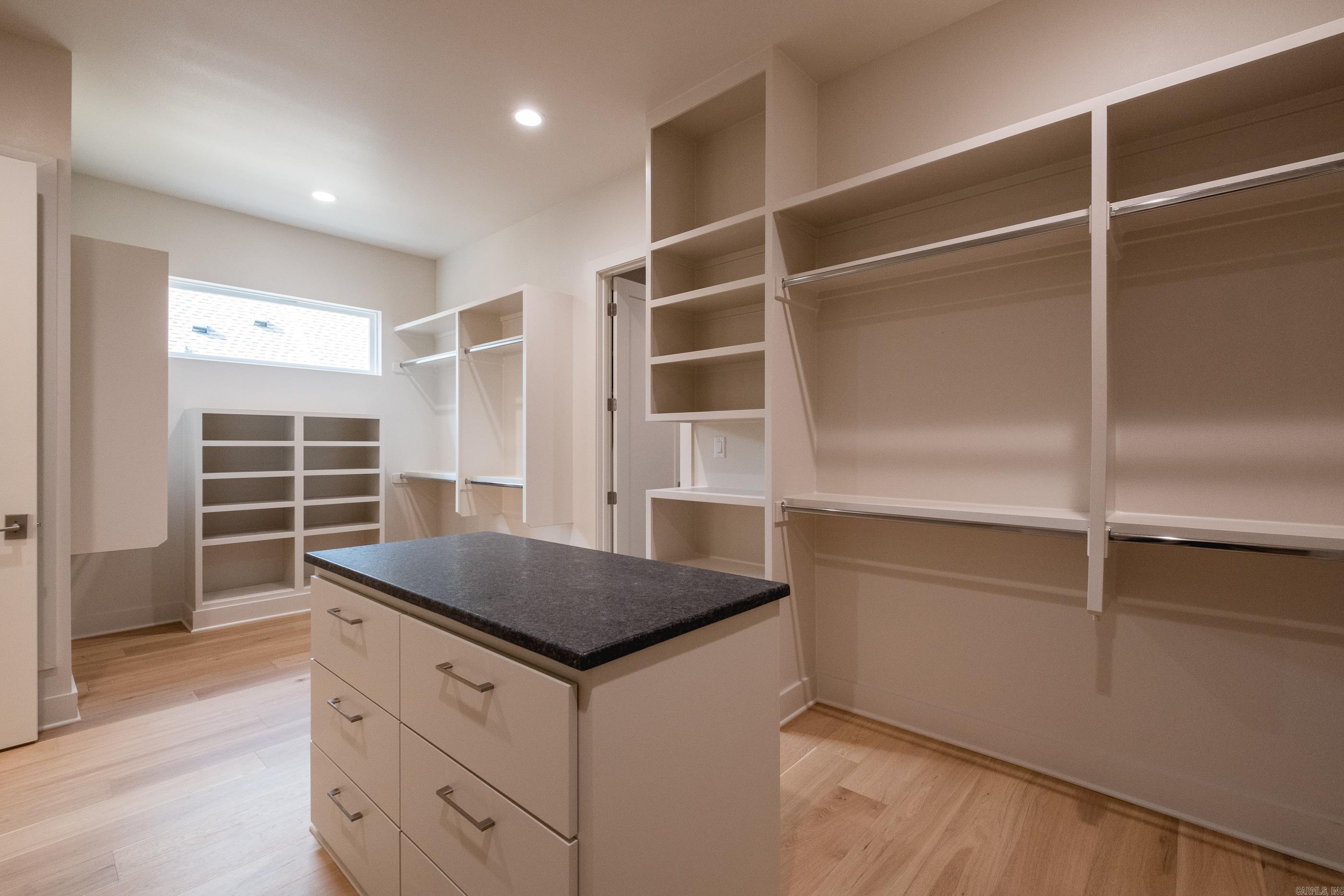 CHENAL VALLEY ABINGTON COURT - Residential