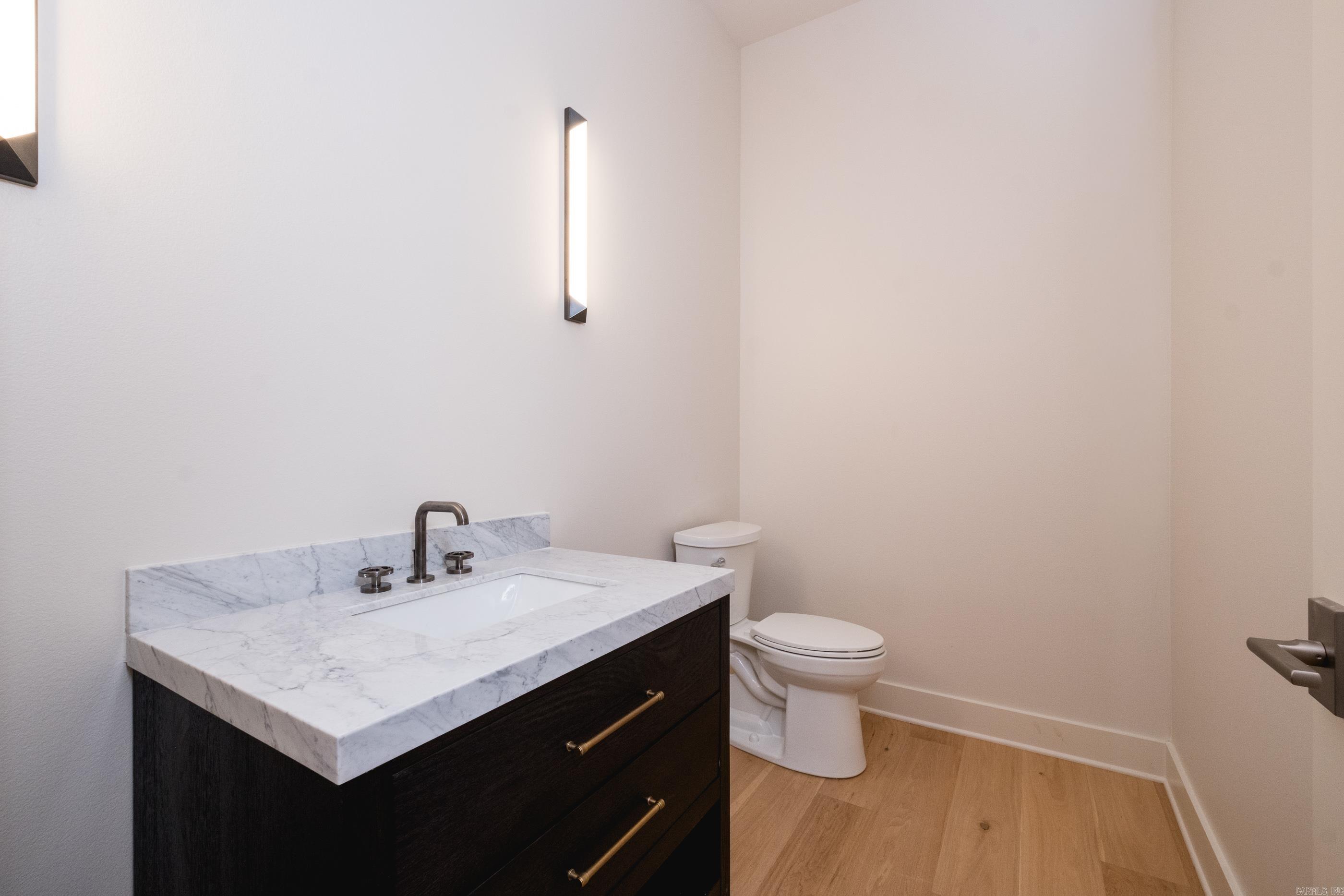 CHENAL VALLEY ABINGTON COURT - Residential